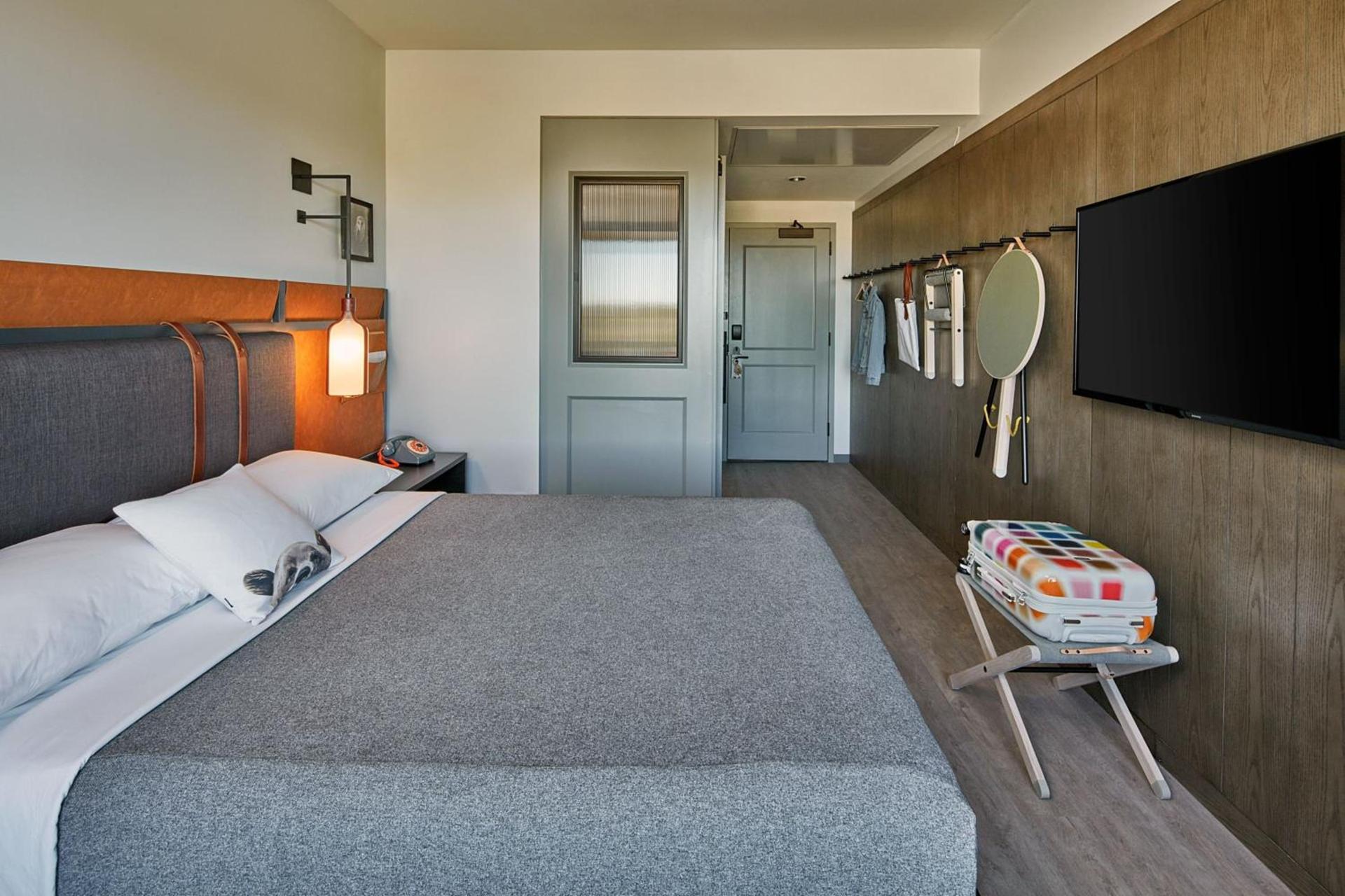 MOXY Denver Cherry Creek photo 8