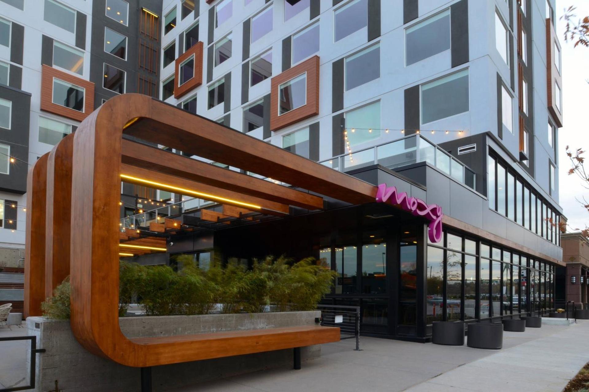 MOXY Denver Cherry Creek photo 24