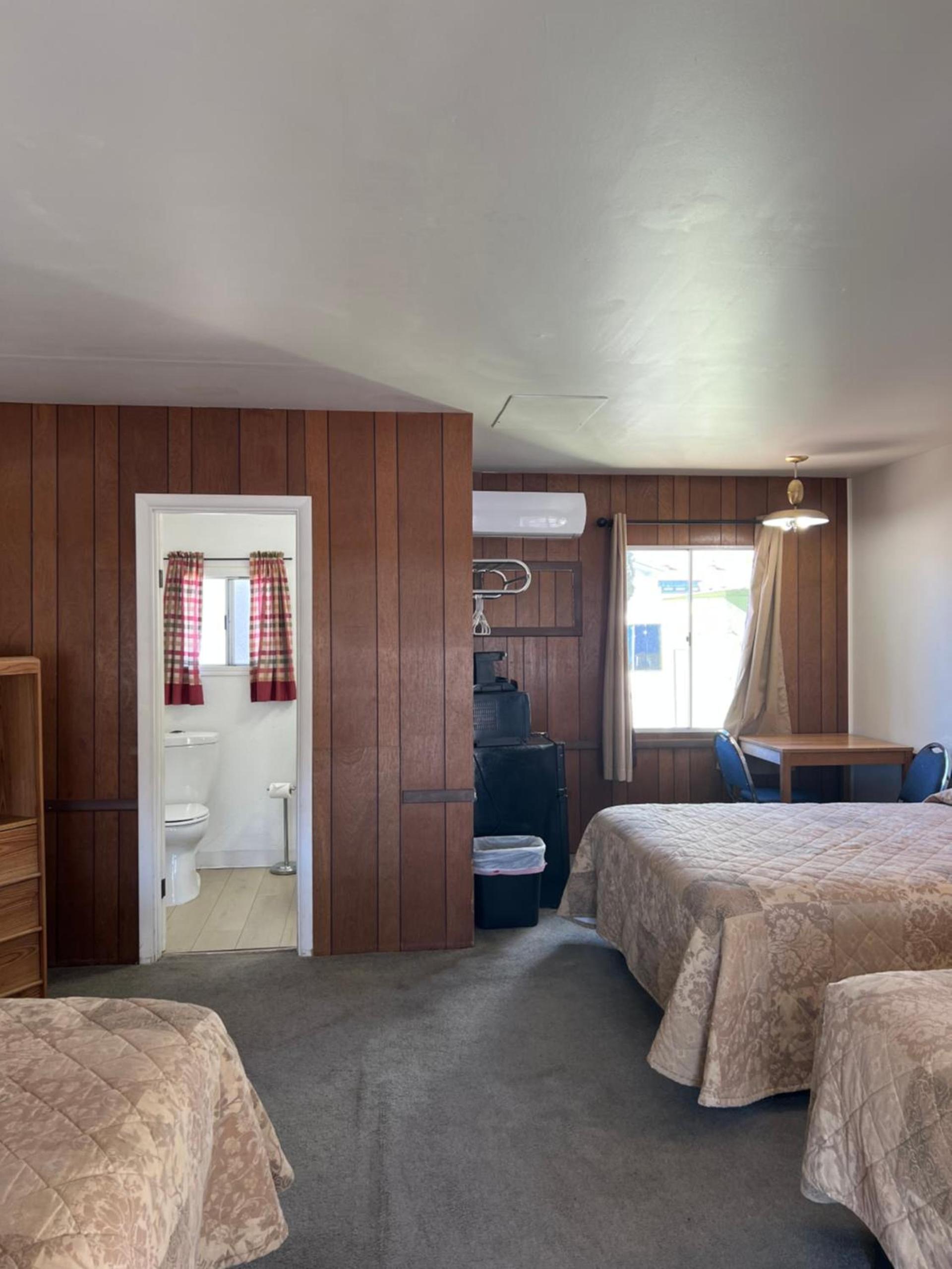 El Portal Motel photo 7