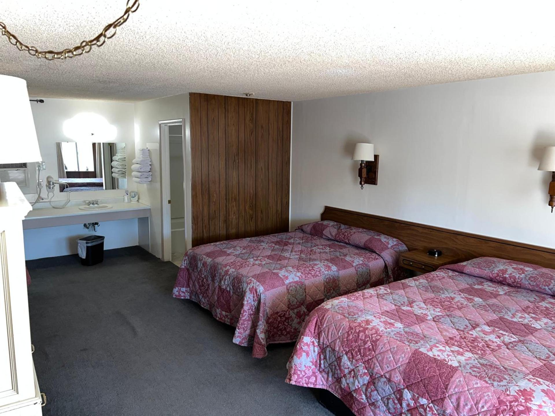 El Portal Motel photo 24