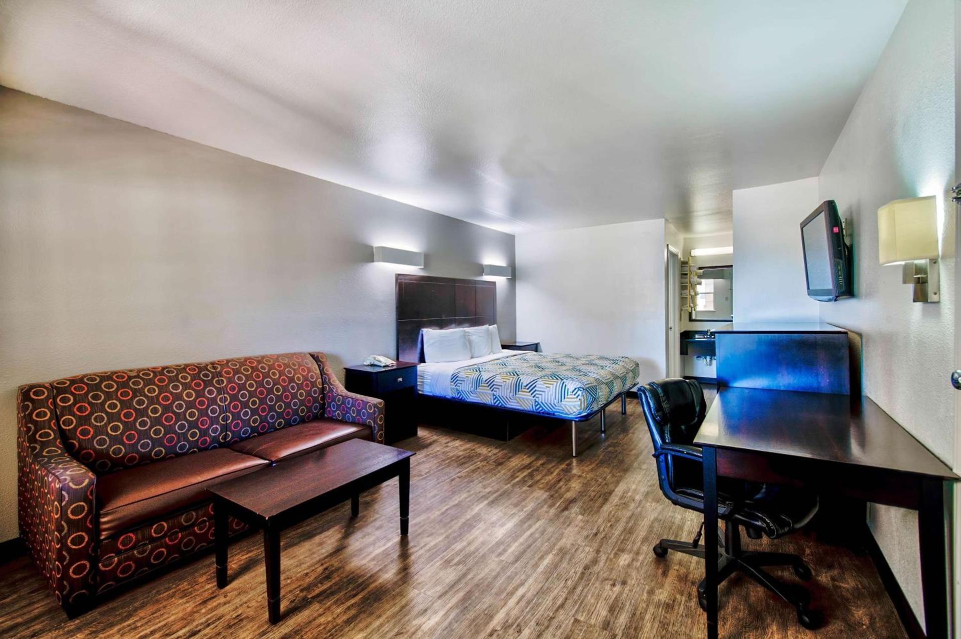 Motel 6-Arlington, TX photo 9