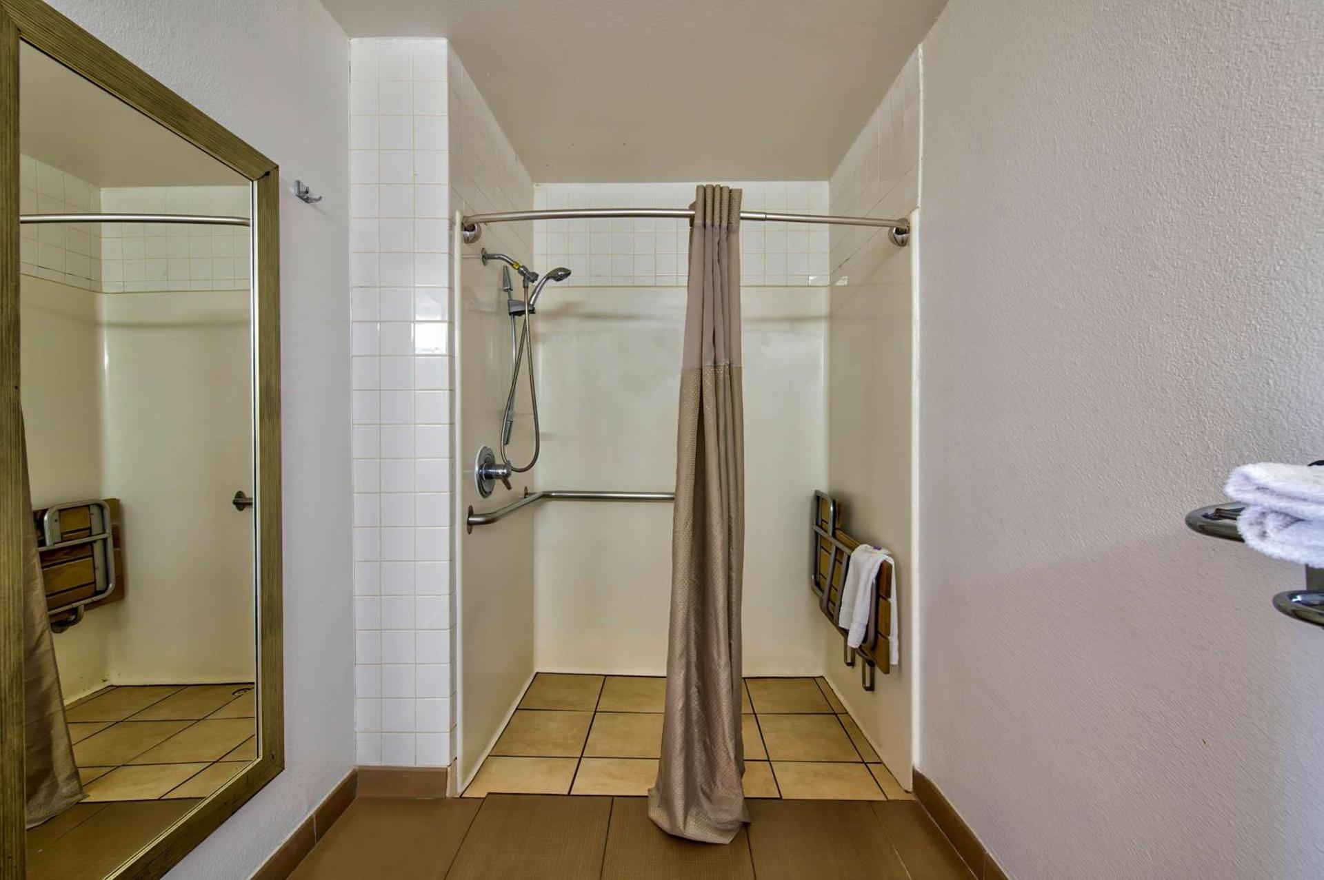 Motel 6-Arlington, TX photo 23
