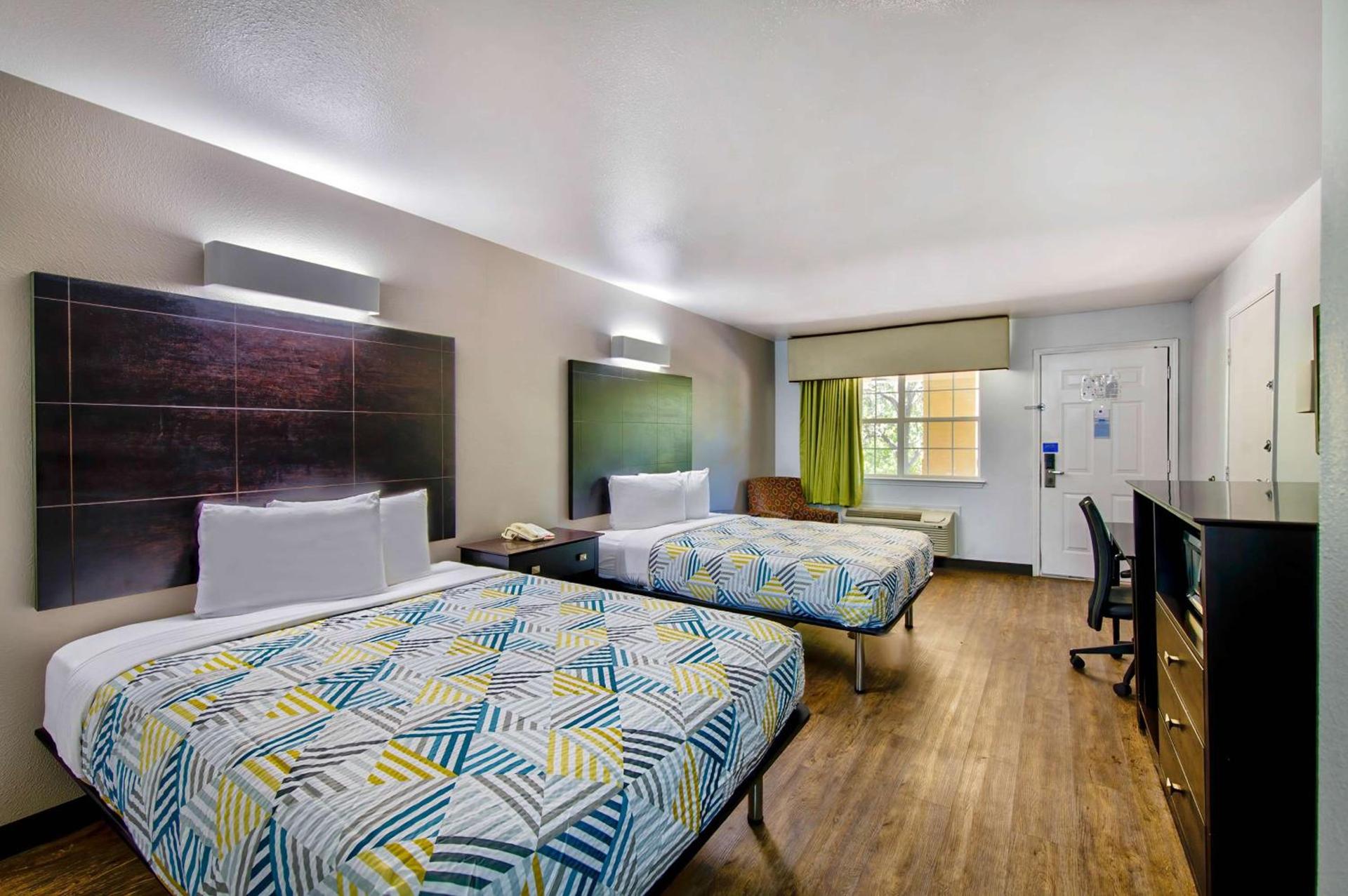 Motel 6-Arlington, TX photo 15