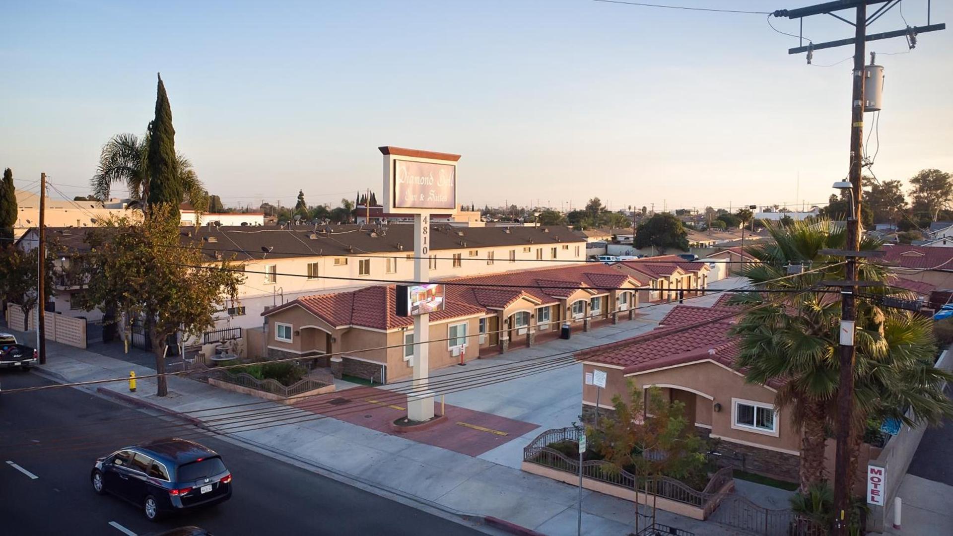 Diamond Bell Inn & Suites photo 13