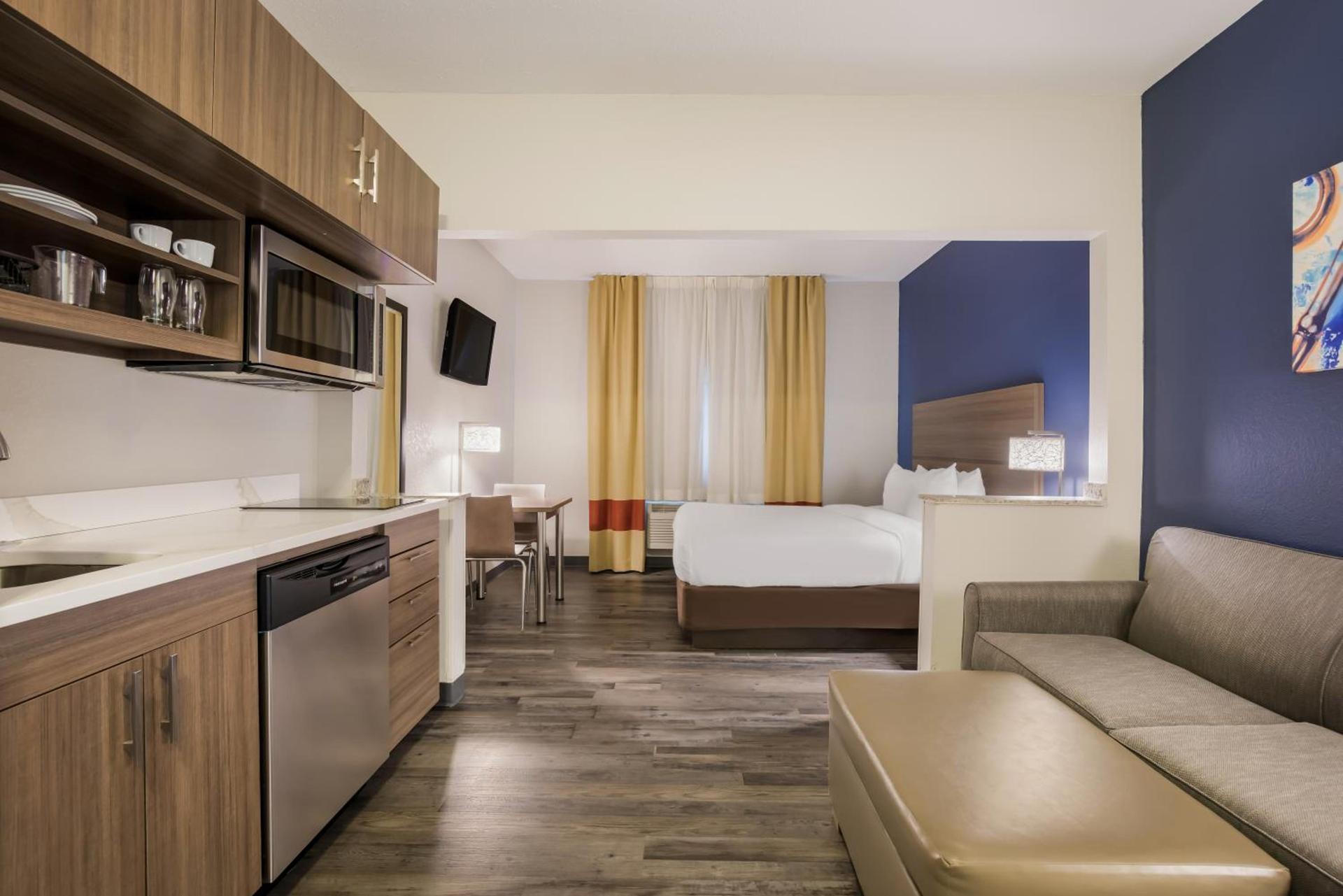 MainStay Suites Joliet I-55 photo 3
