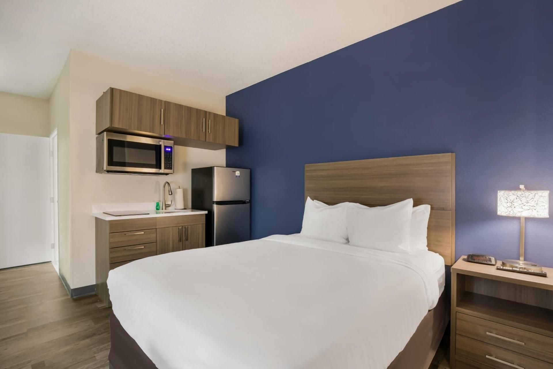 MainStay Suites Joliet I-55 photo 10