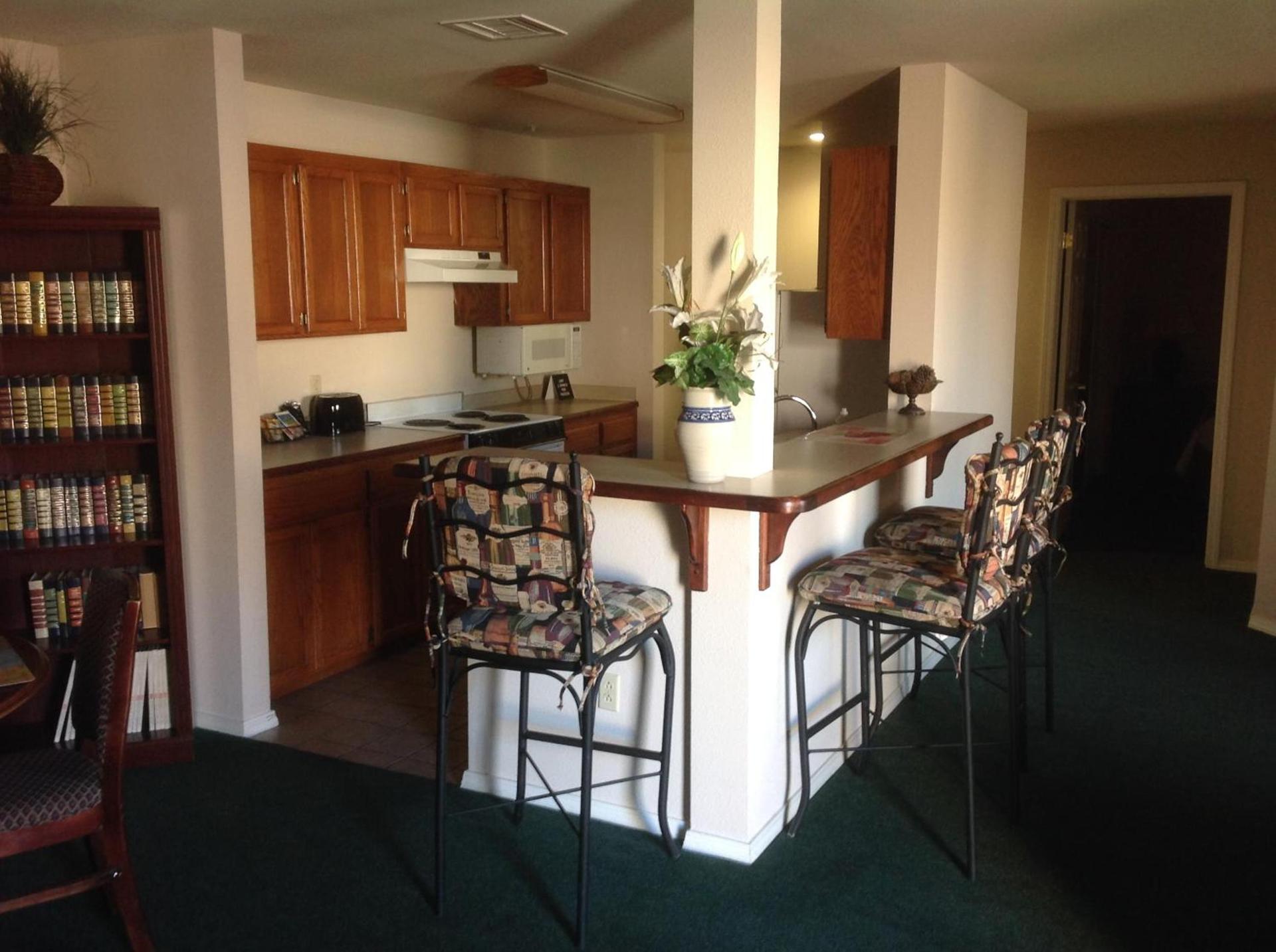 Hawthorn Extended Stay by Wyndham El Paso photo 24