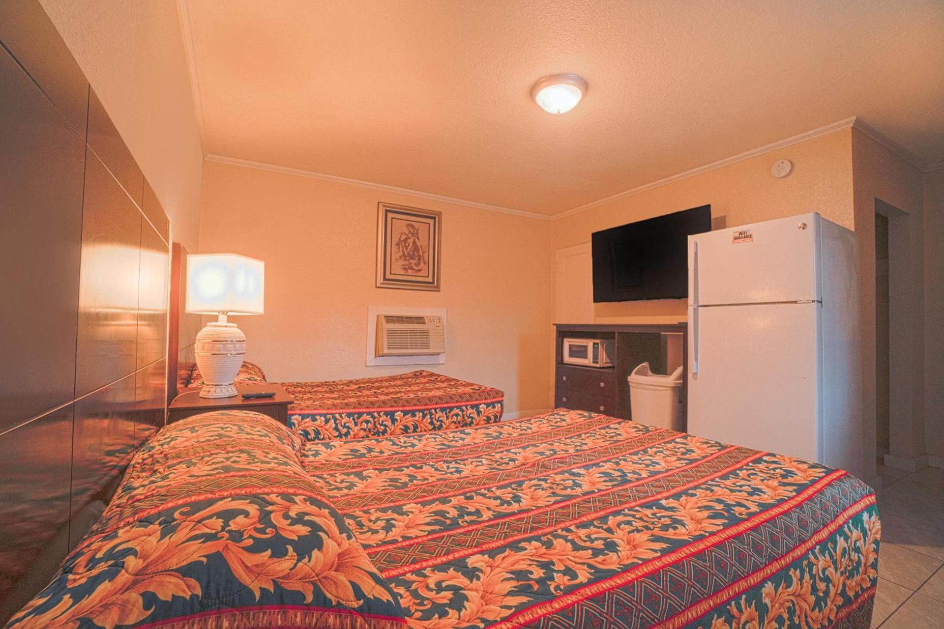 Texana Inn Edna By OYO photo 28