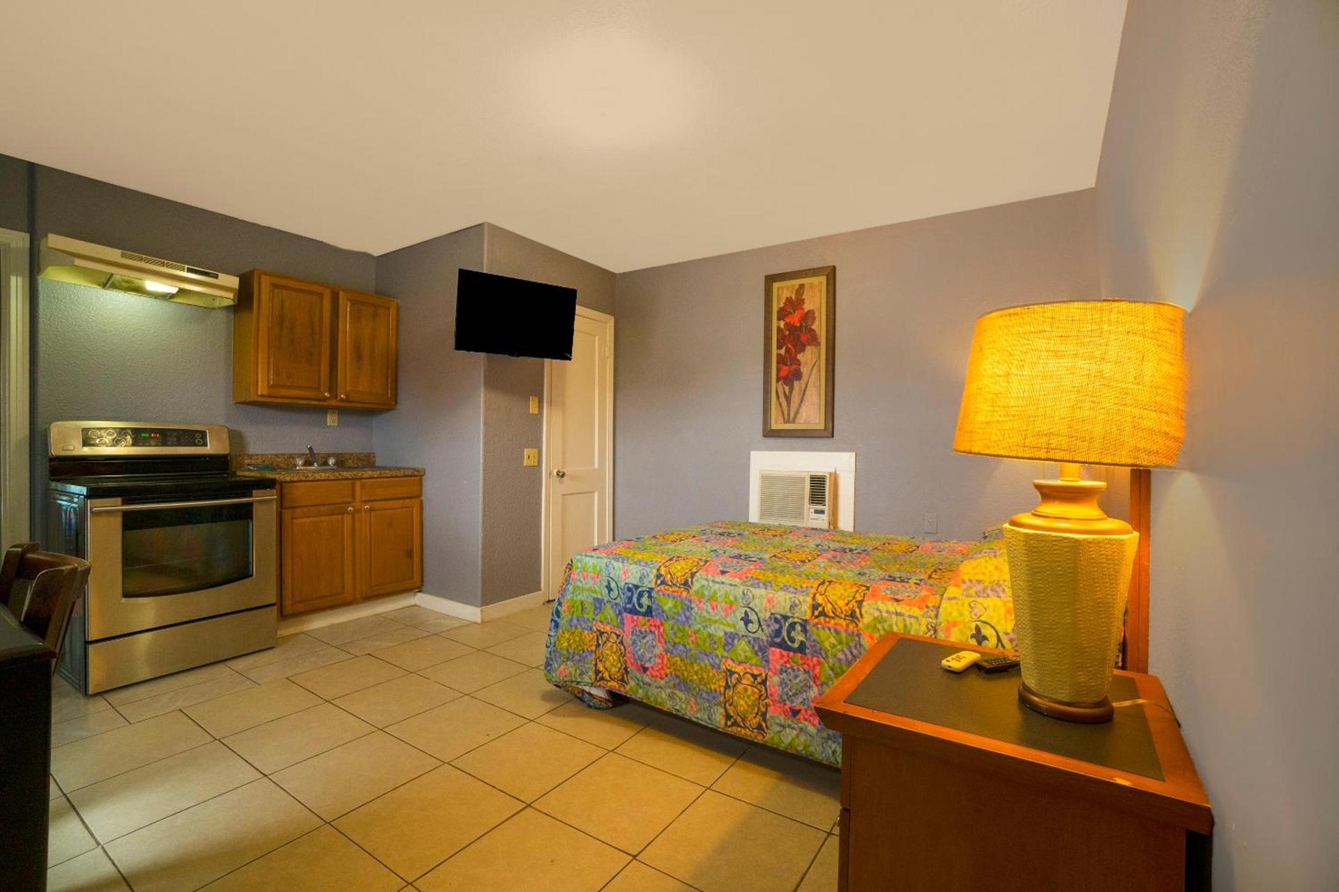 Texana Inn Edna By OYO photo 40