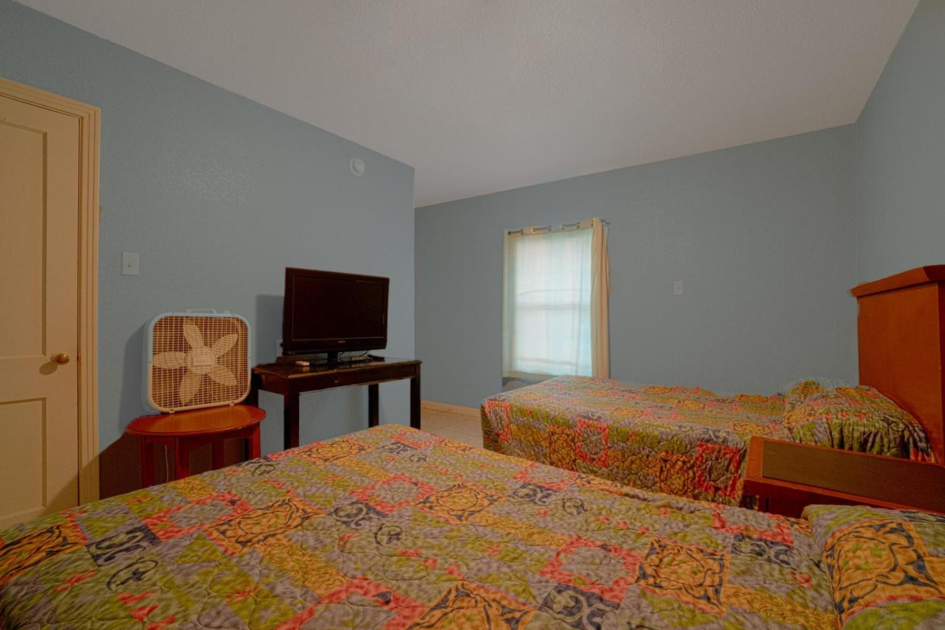Texana Inn Edna By OYO photo 45
