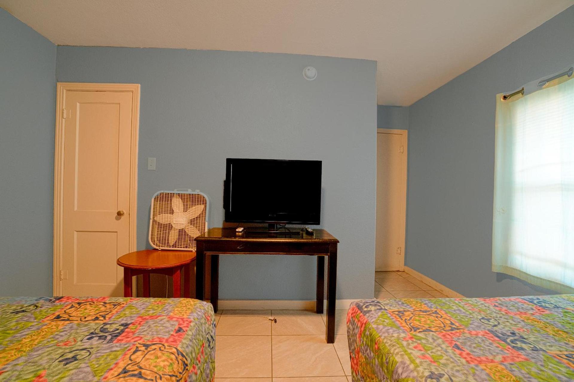 Texana Inn Edna By OYO photo 46