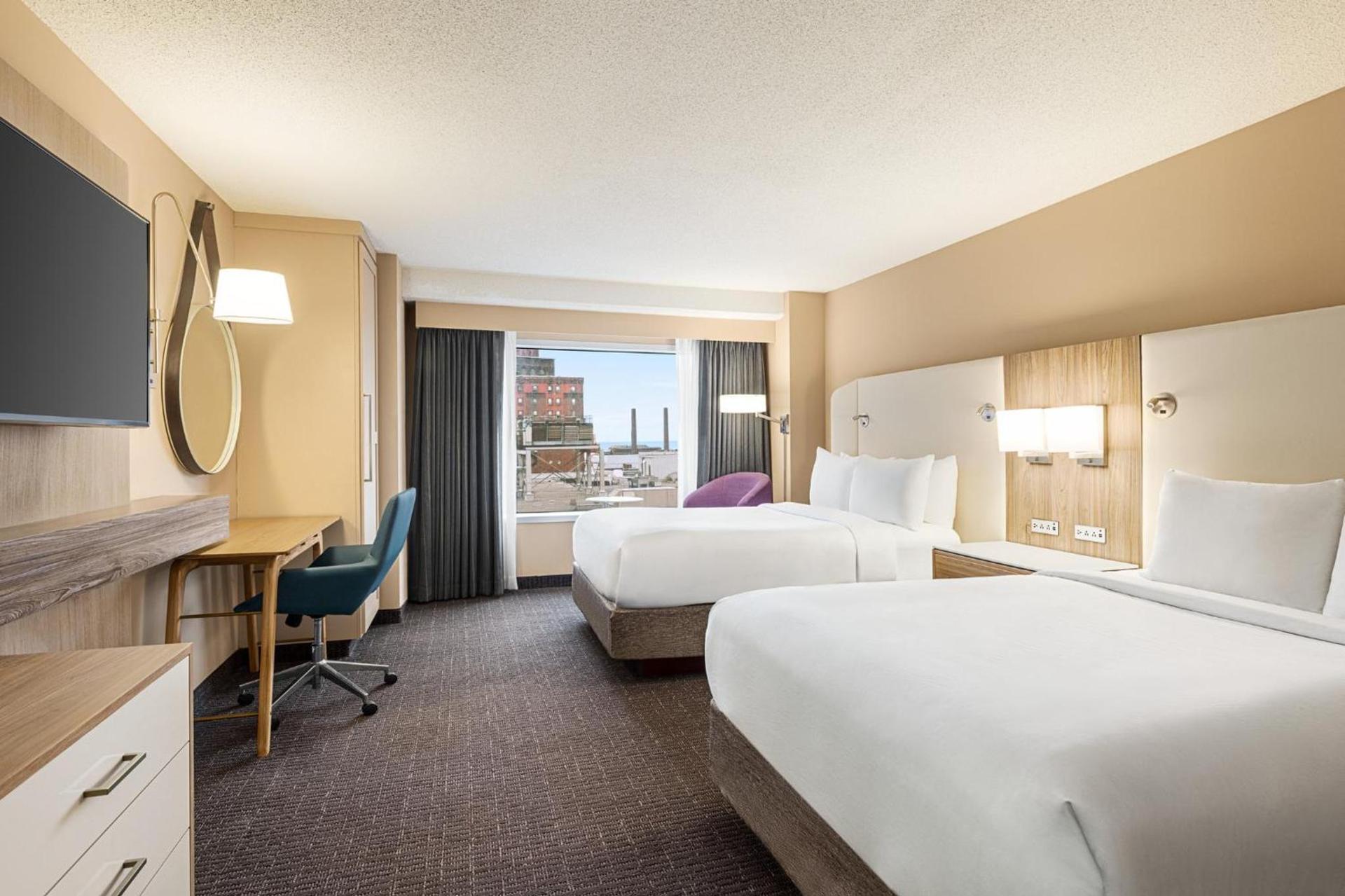 Crowne Plaza Cleveland at Playhouse Square by IHG photo 11