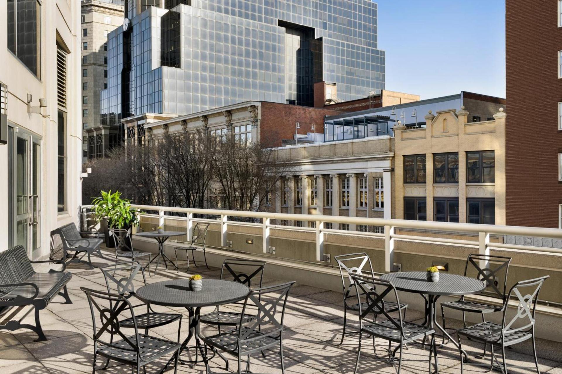 Crowne Plaza Cleveland at Playhouse Square by IHG photo 48