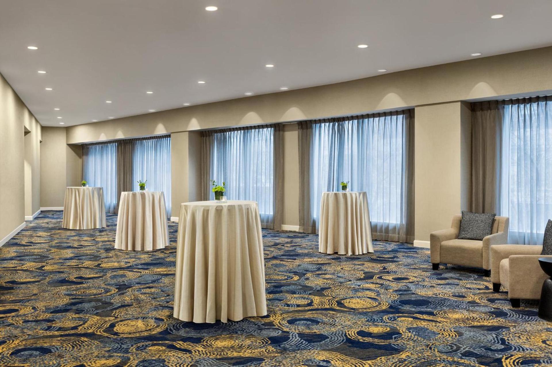 Crowne Plaza Cleveland at Playhouse Square by IHG photo 12