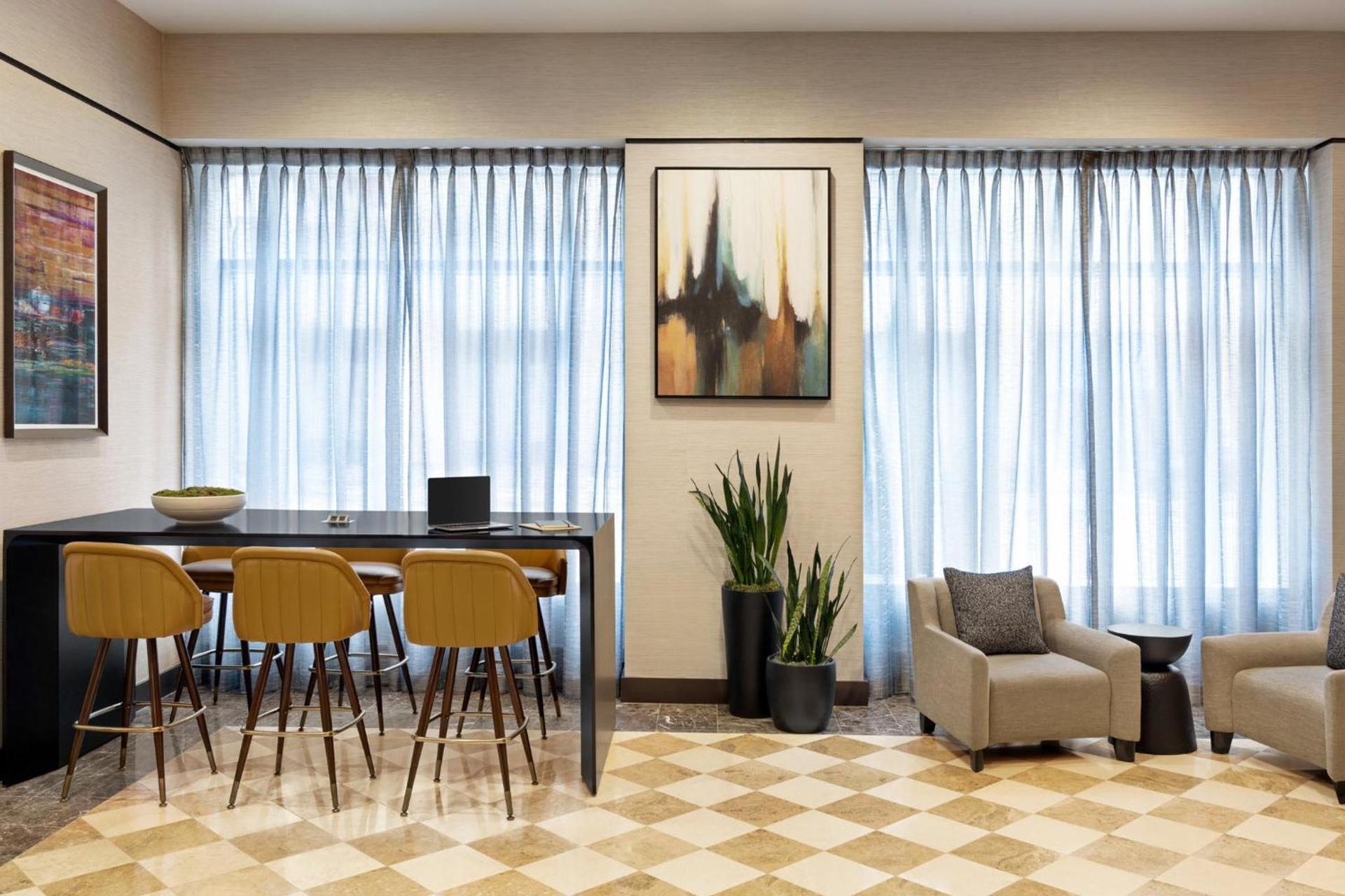 Crowne Plaza Cleveland at Playhouse Square by IHG photo 49