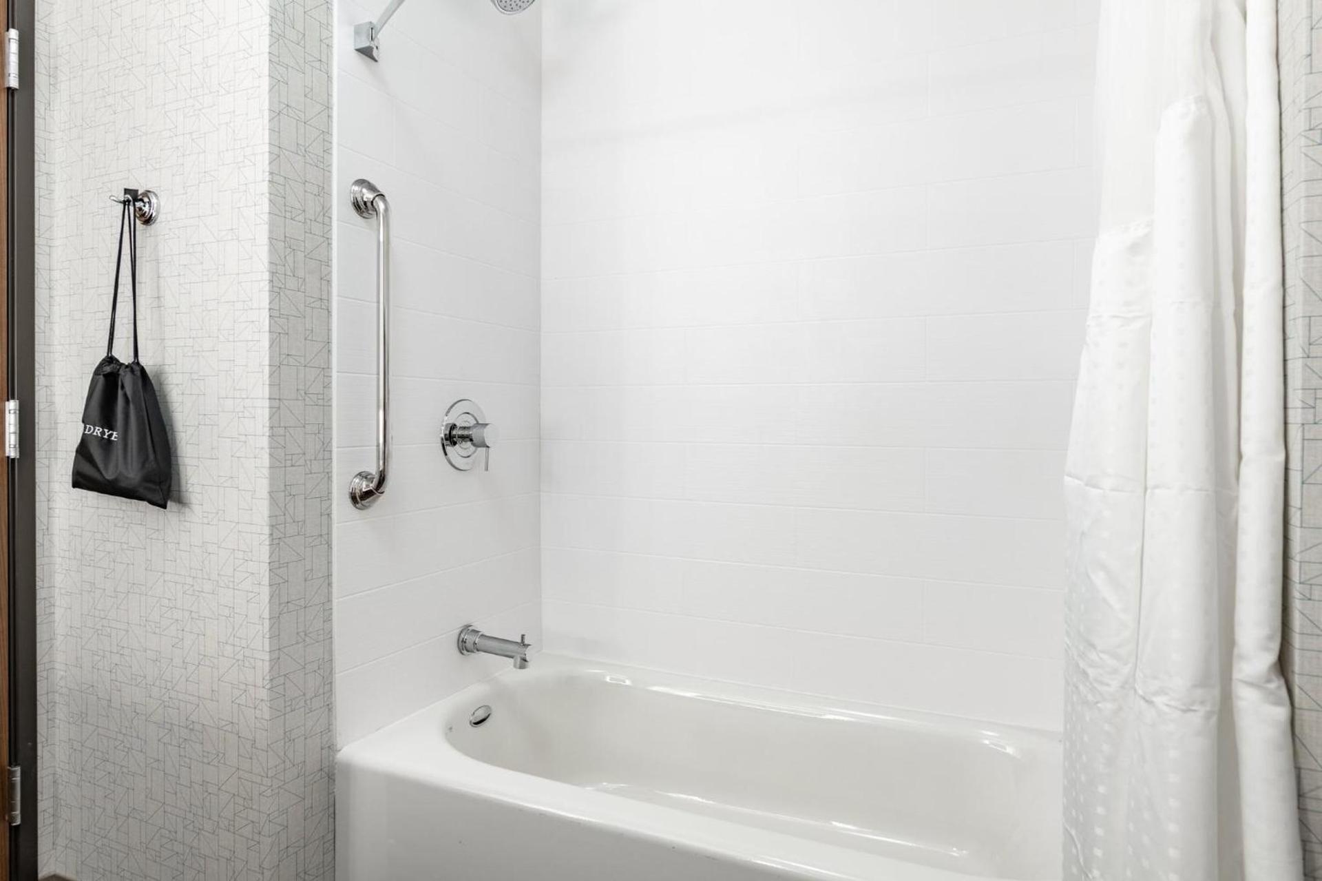 Holiday Inn Express & Suites - Moundsville by IHG photo 35