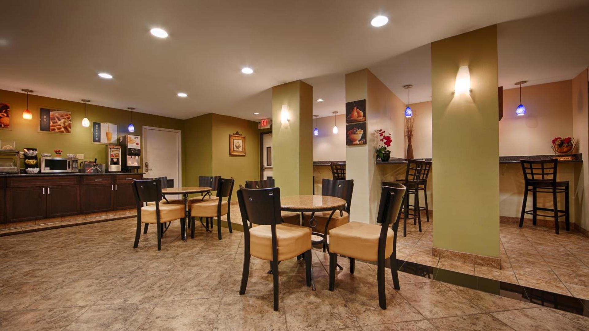 Best Western Plus Heritage Inn photo 46