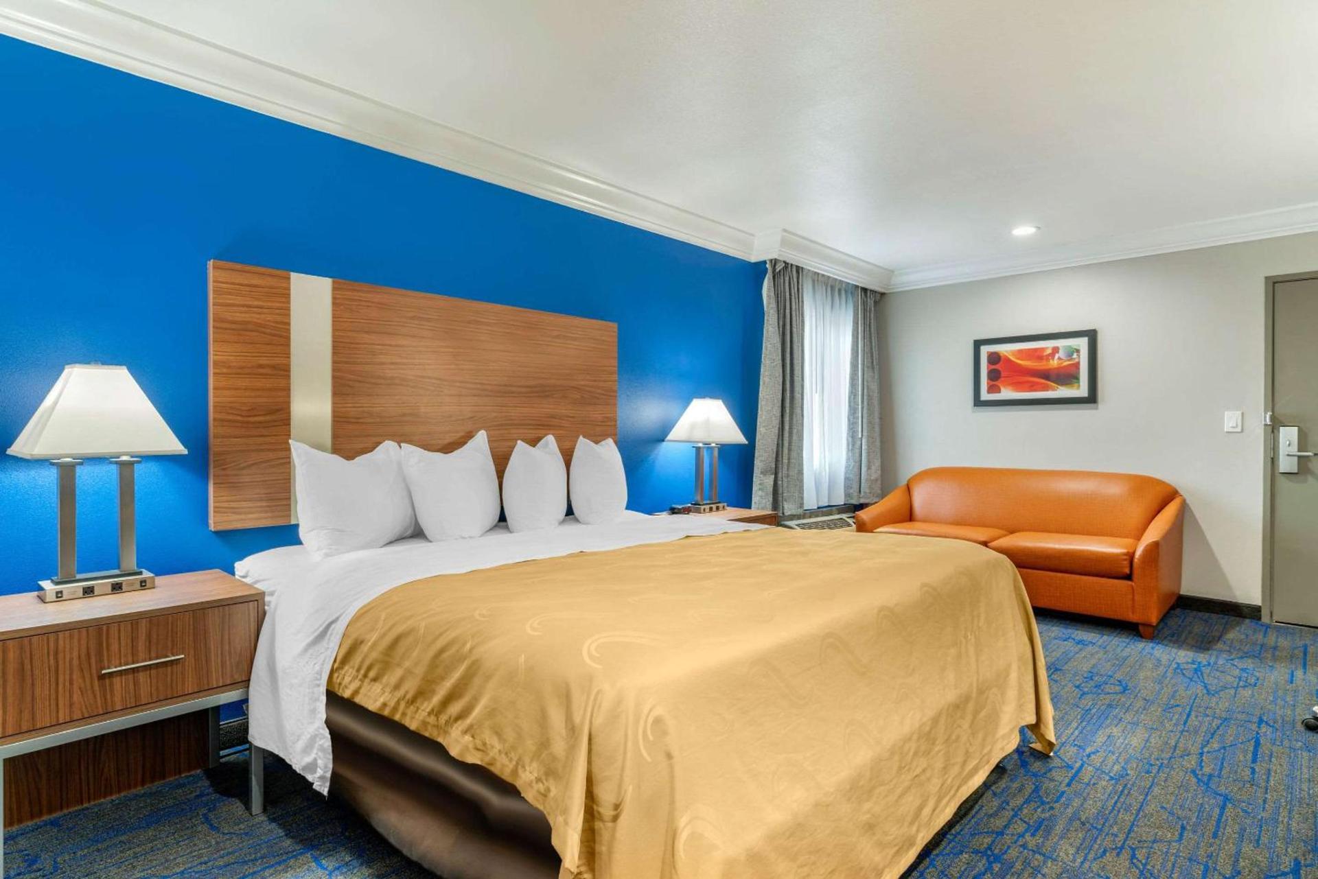 Quality Inn & Suites Vacaville photo 8