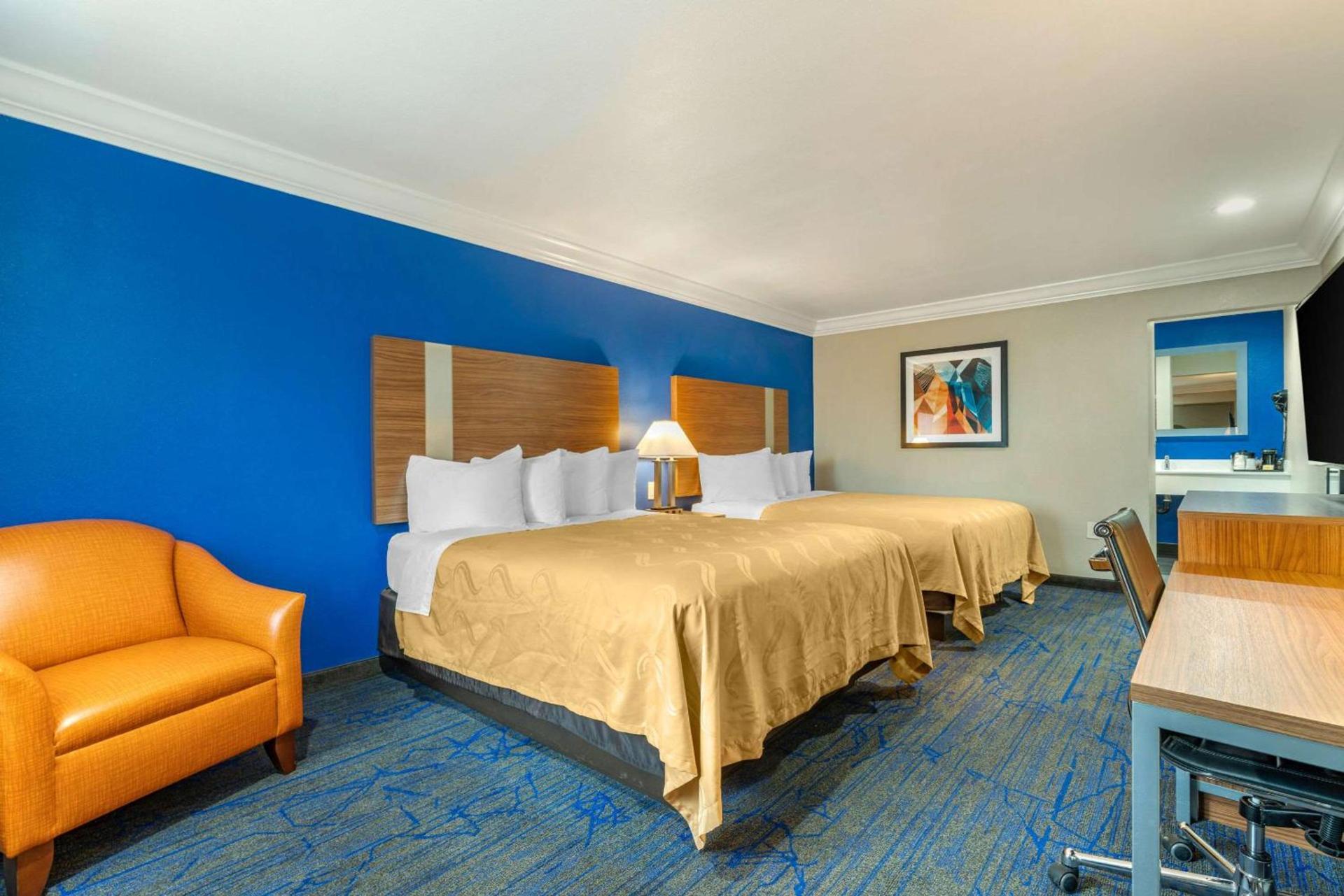 Quality Inn & Suites Vacaville photo 11