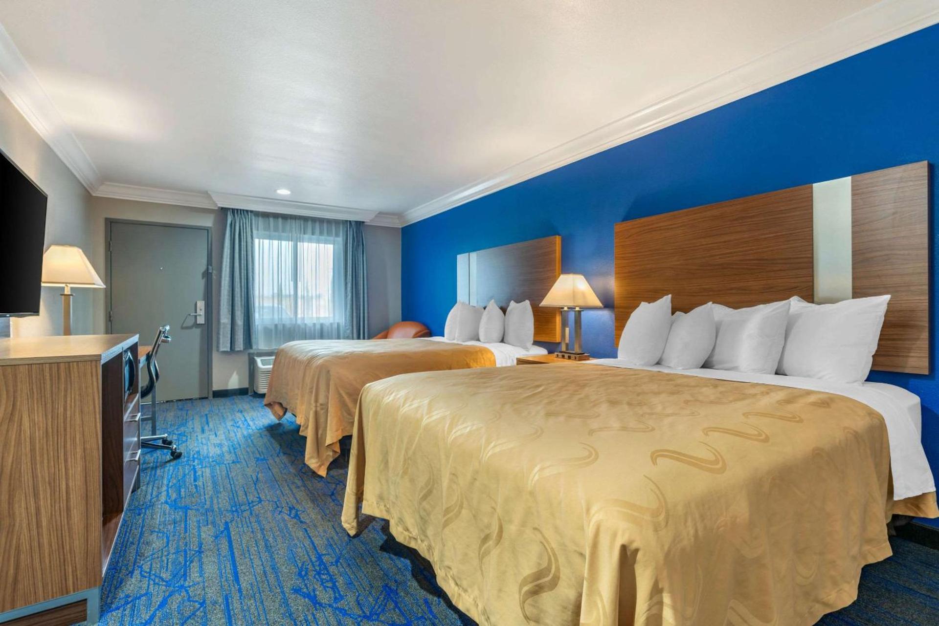 Quality Inn & Suites Vacaville photo 12