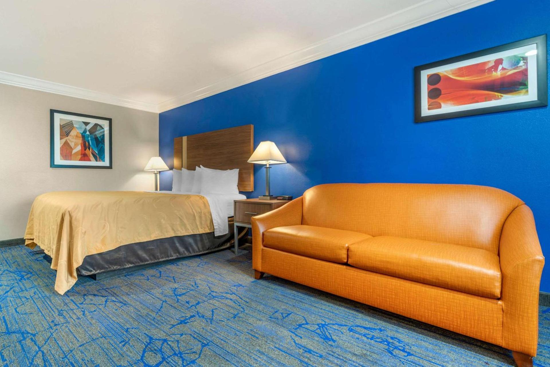 Quality Inn & Suites Vacaville photo 19