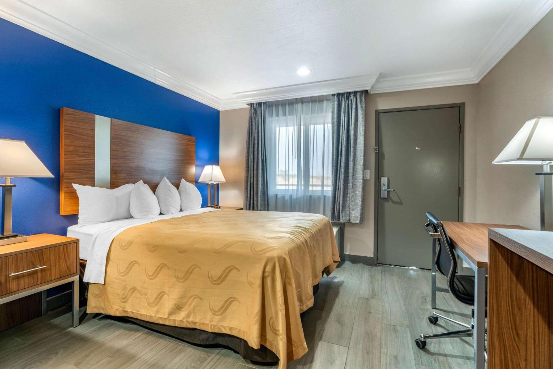 Quality Inn & Suites Vacaville photo 24