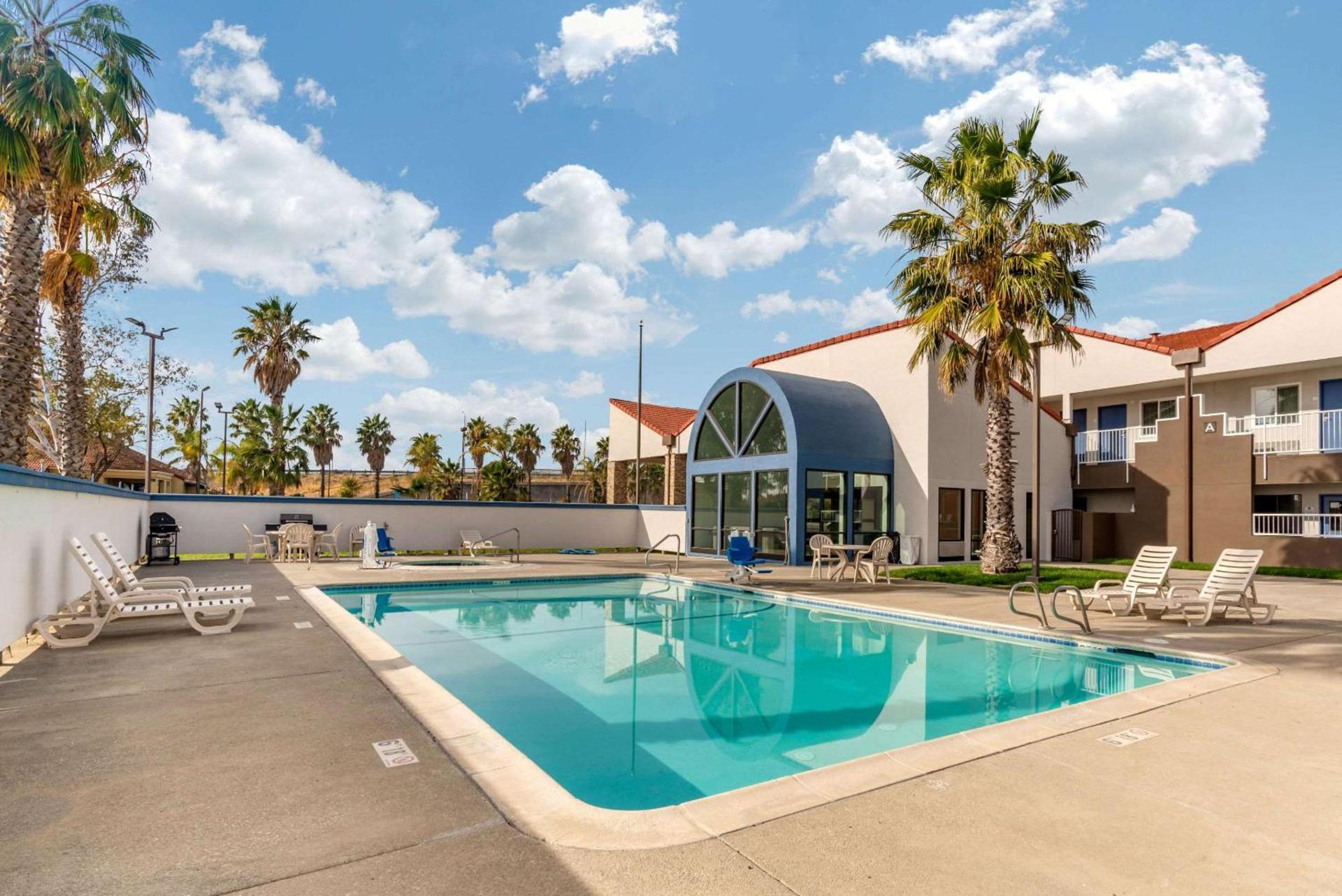 Quality Inn & Suites Vacaville photo 25