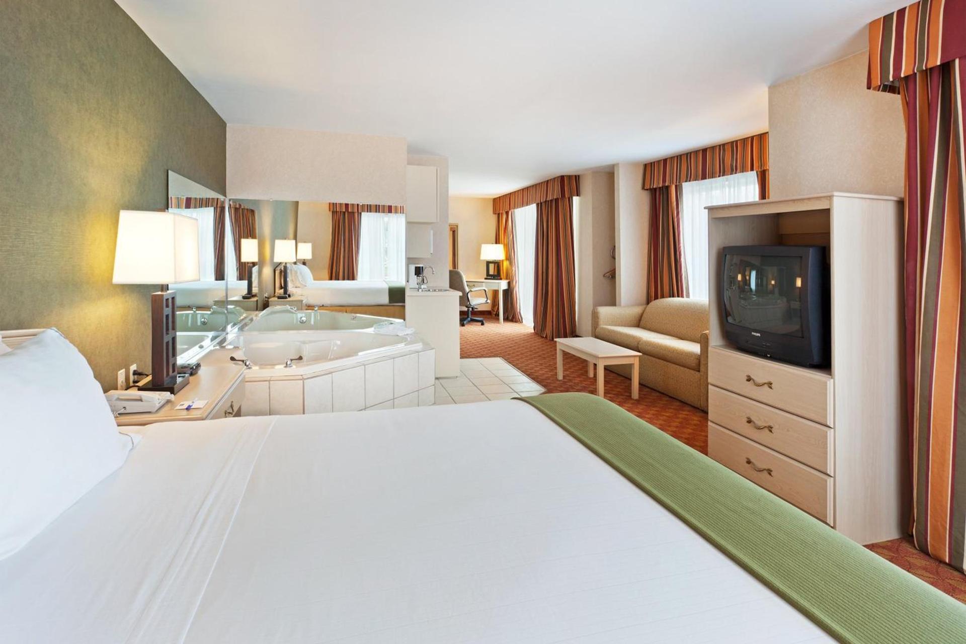 Holiday Inn Express Hotel & Suites Corbin by IHG photo 4