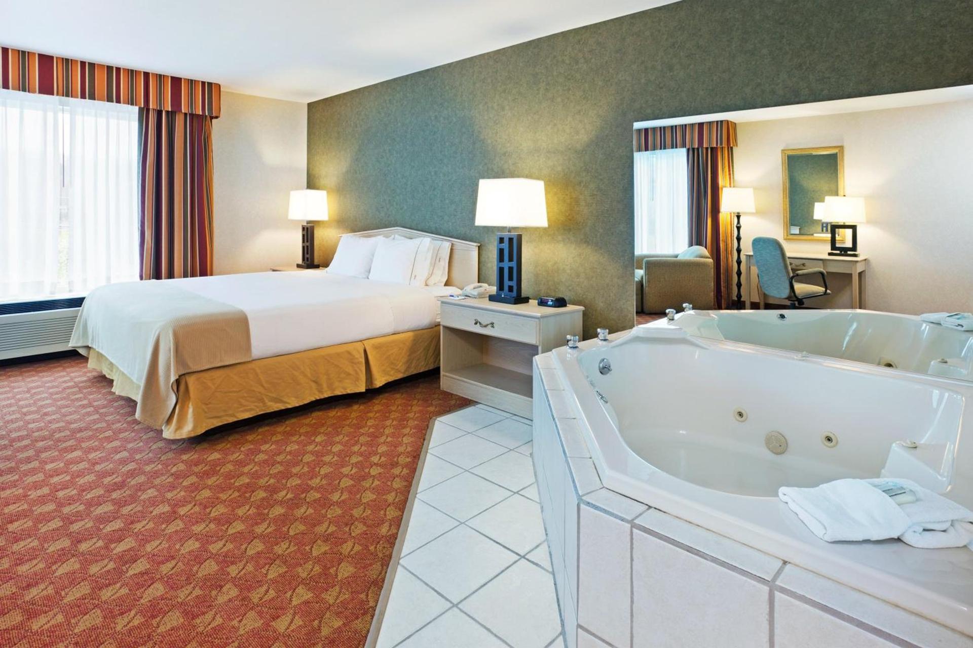 Holiday Inn Express Hotel & Suites Corbin by IHG photo 10