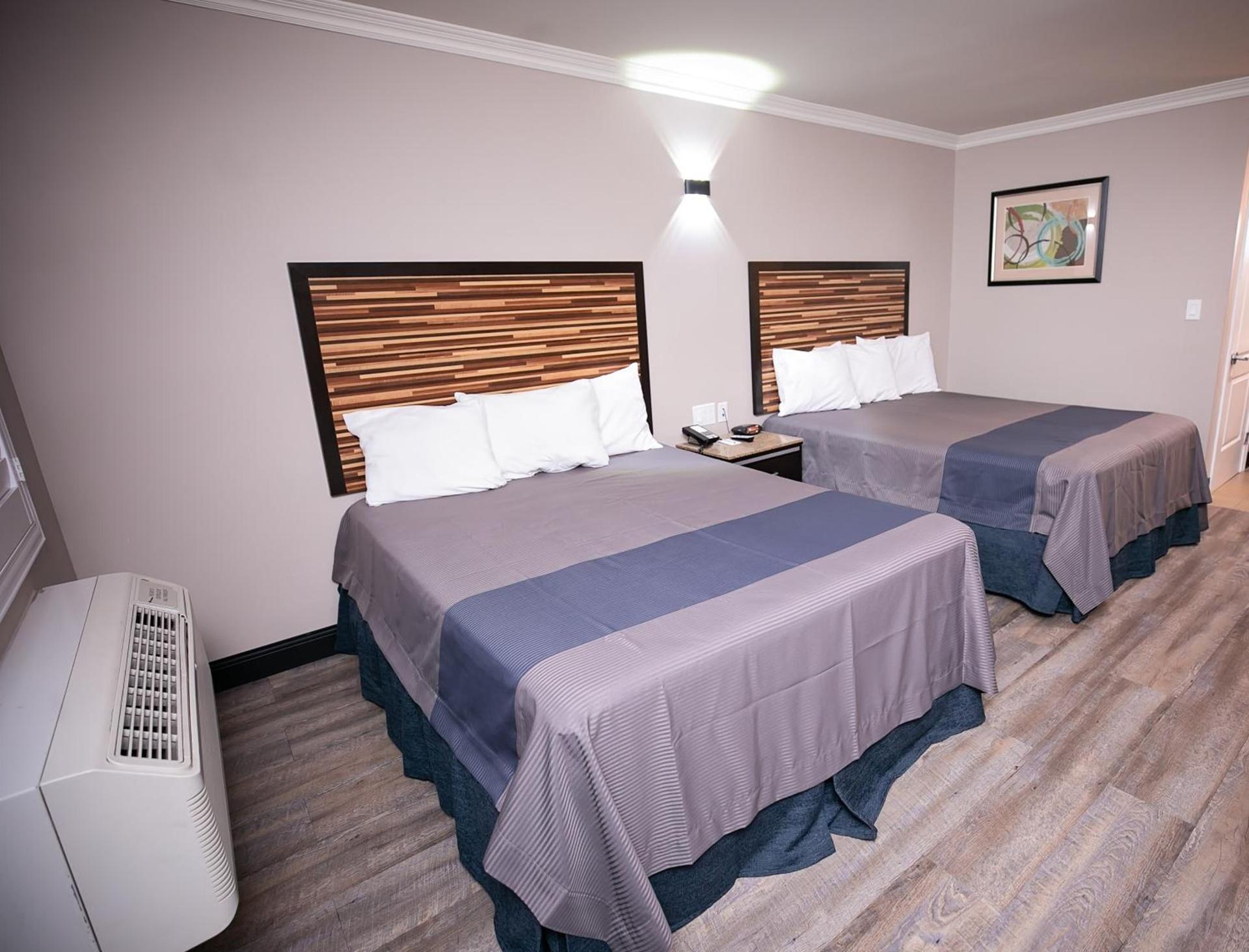 Diamond Bell Inn & Suites photo 31
