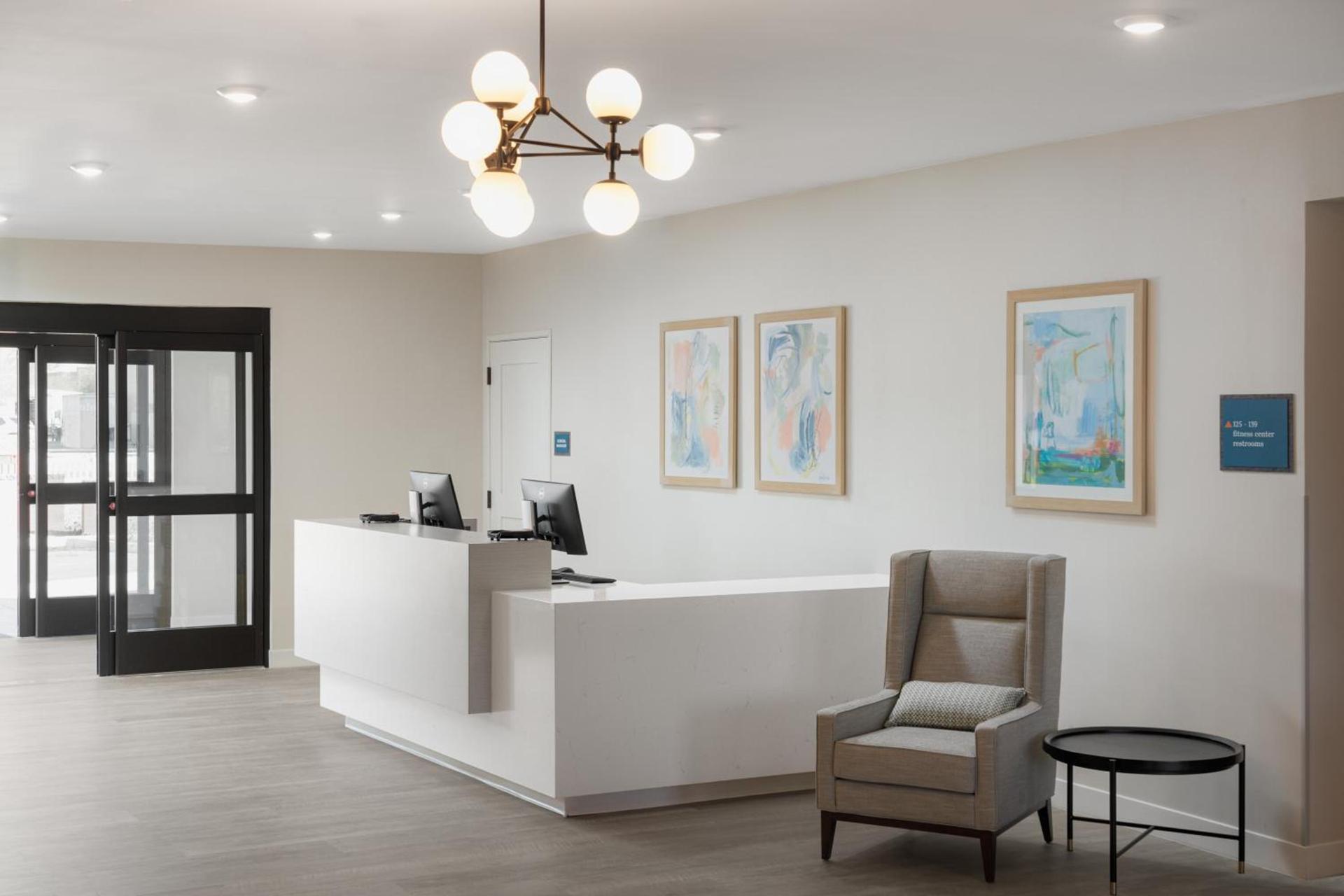 WaterWalk Extended Stay by Wyndham Phoenix N Happy Valley photo 11