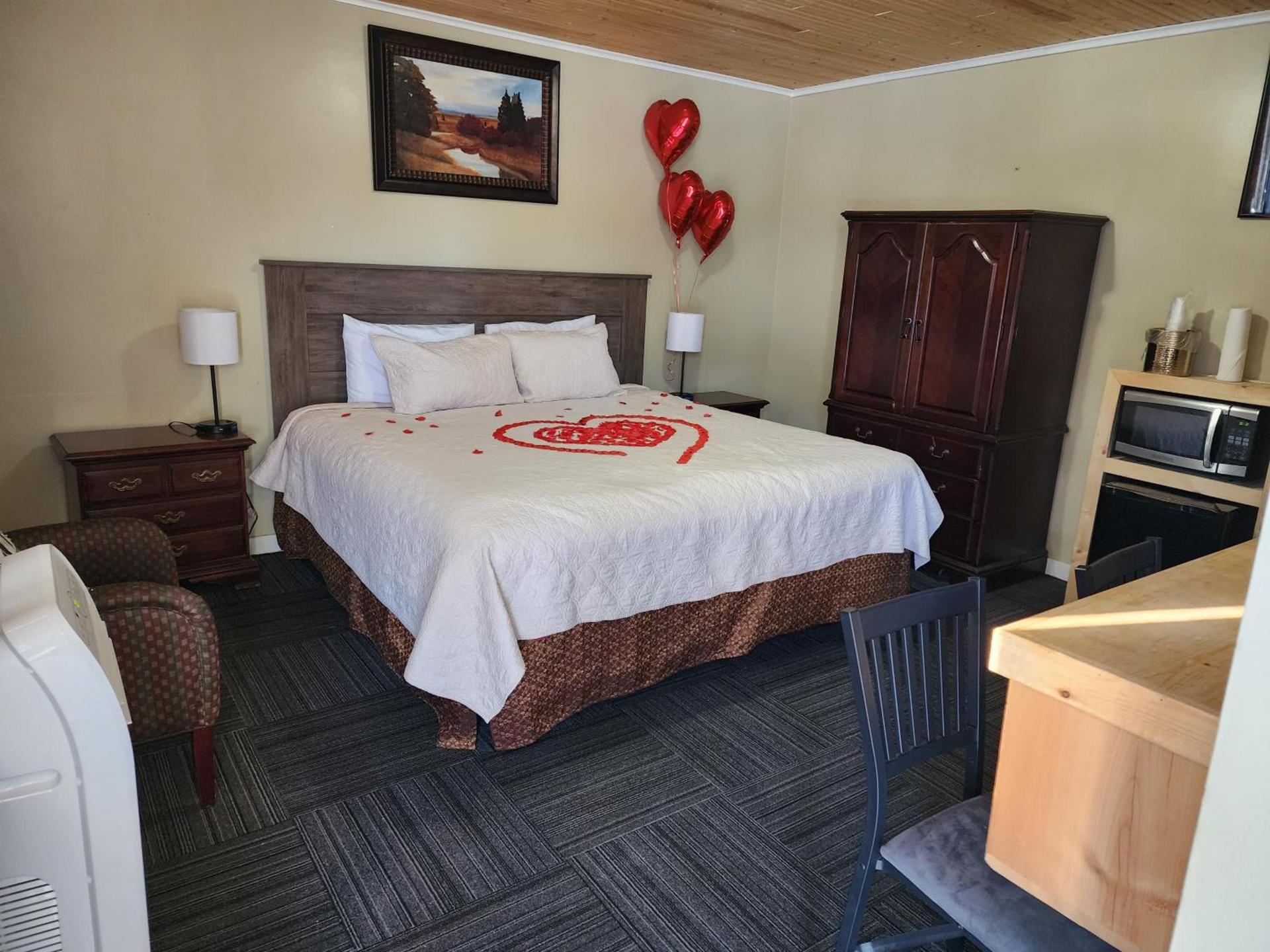 Fiesta City Motel photo 93