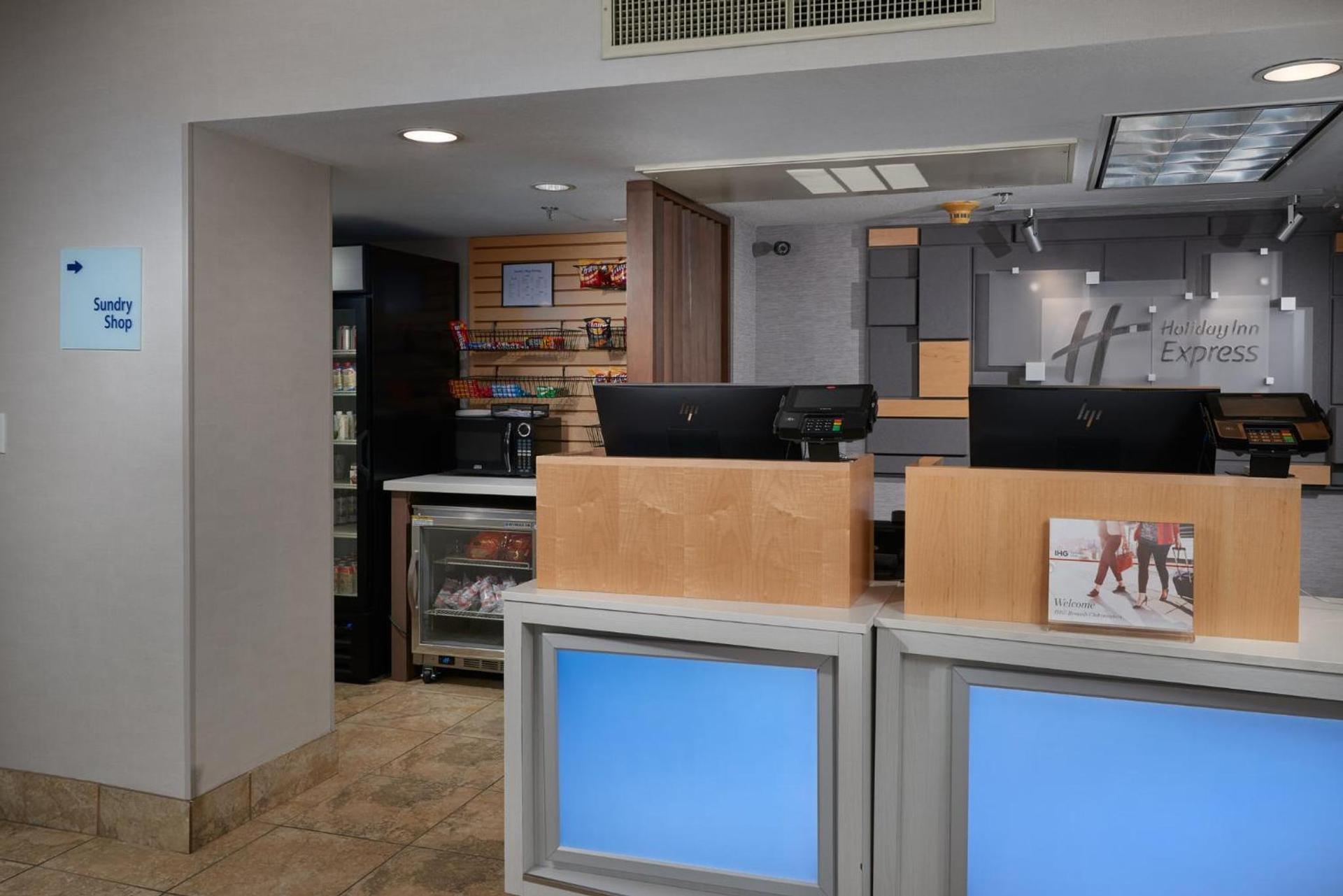 Holiday Inn Express Scottsdale North by IHG photo 15