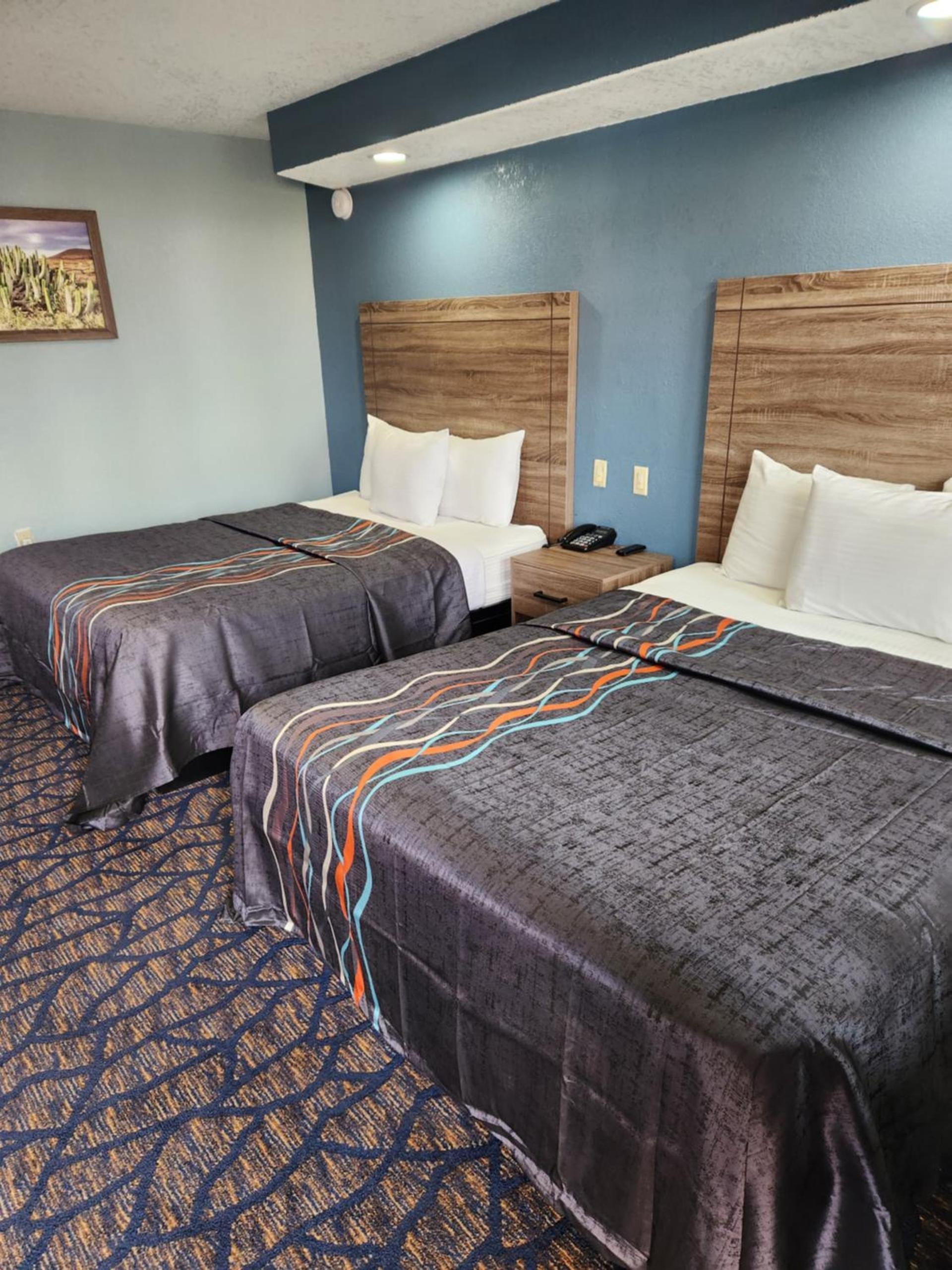 Travelodge by Wyndham Barstow photo 12