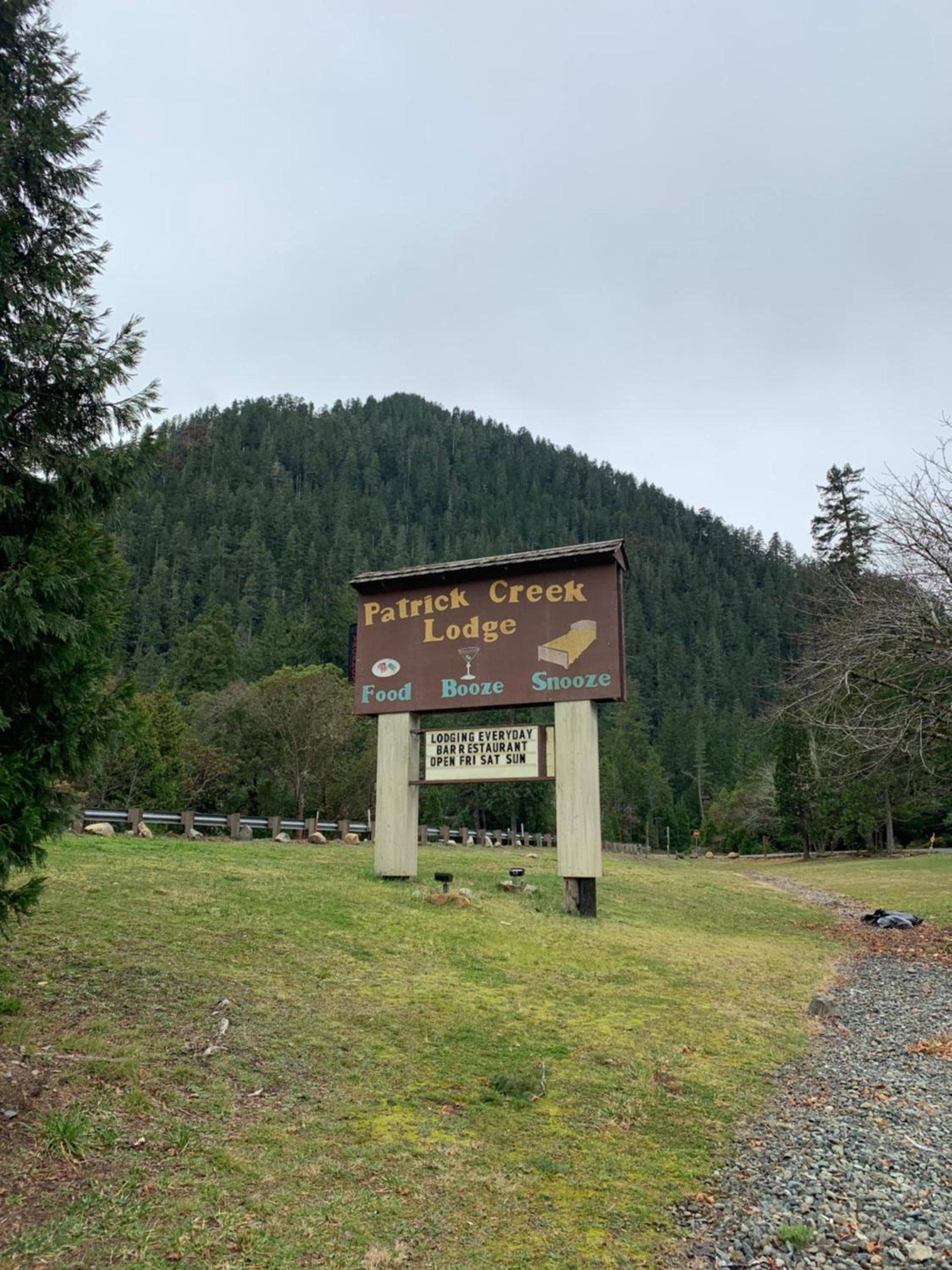Patrick Creek Lodge photo 12