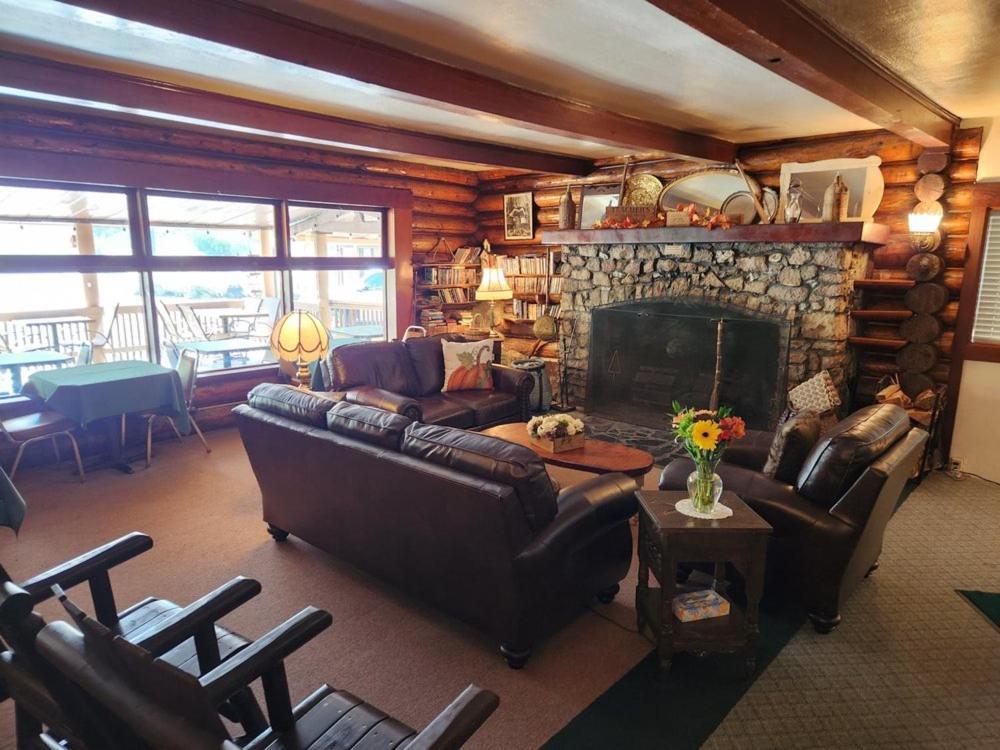 Patrick Creek Lodge photo 54