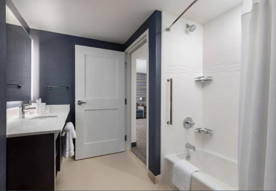 Residence Inn by Marriott New Haven Hamden photo 6