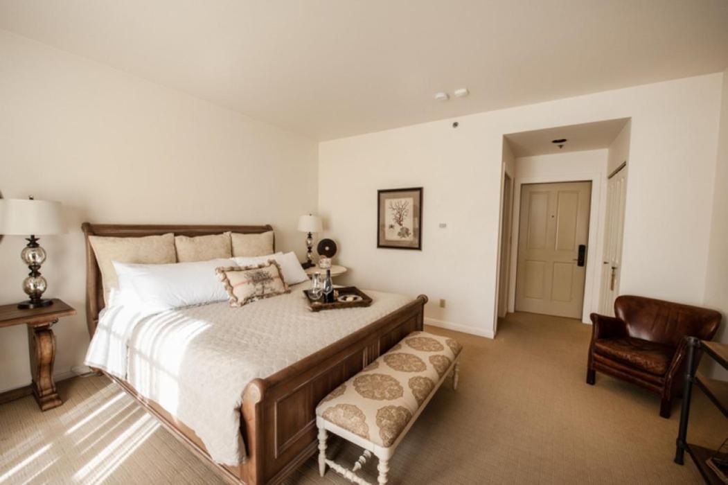 Seal Cove Inn photo 31