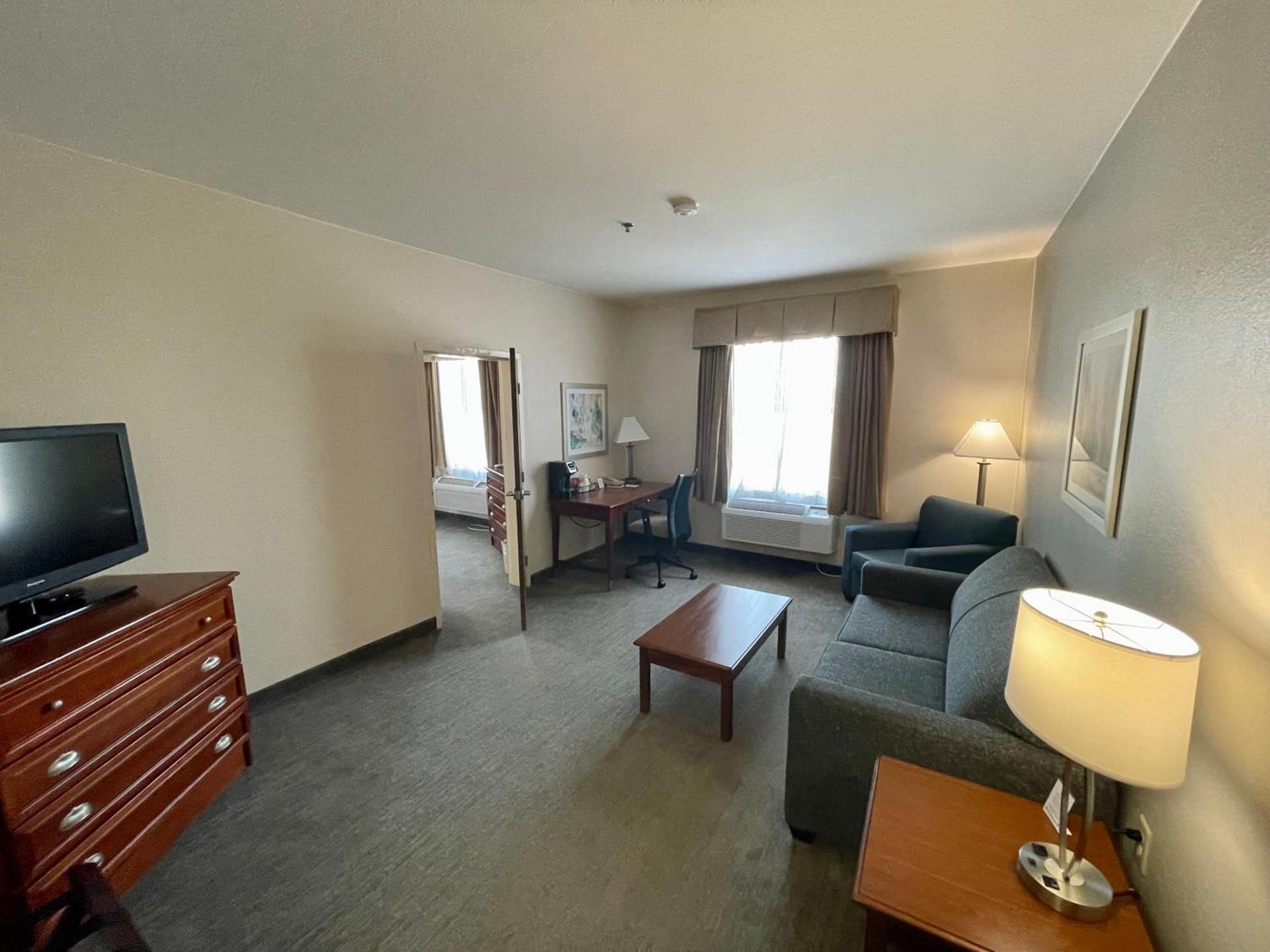 Best Western Plus Executive Hotel & Suites photo 25