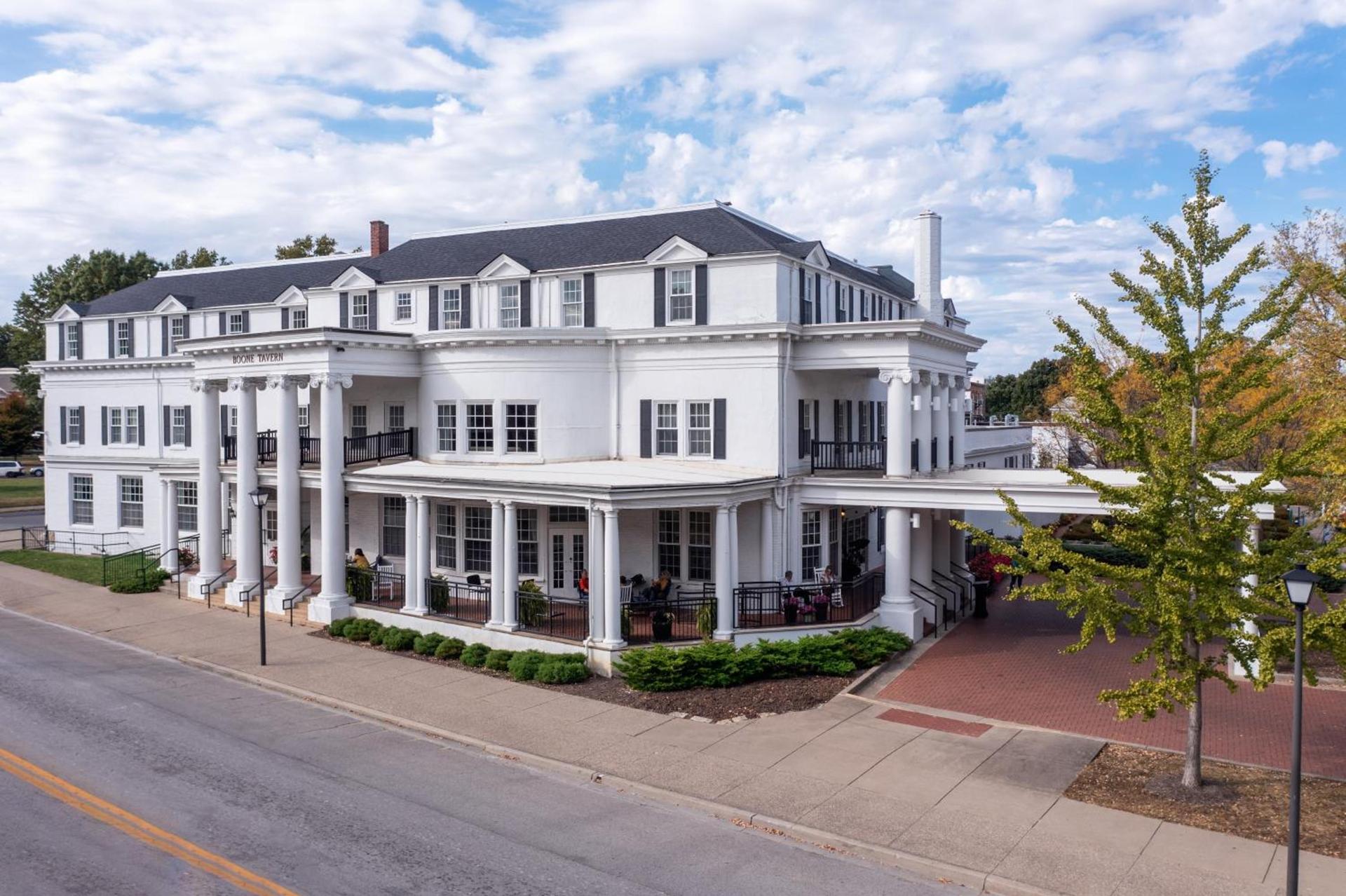 Historic Boone Tavern photo 3