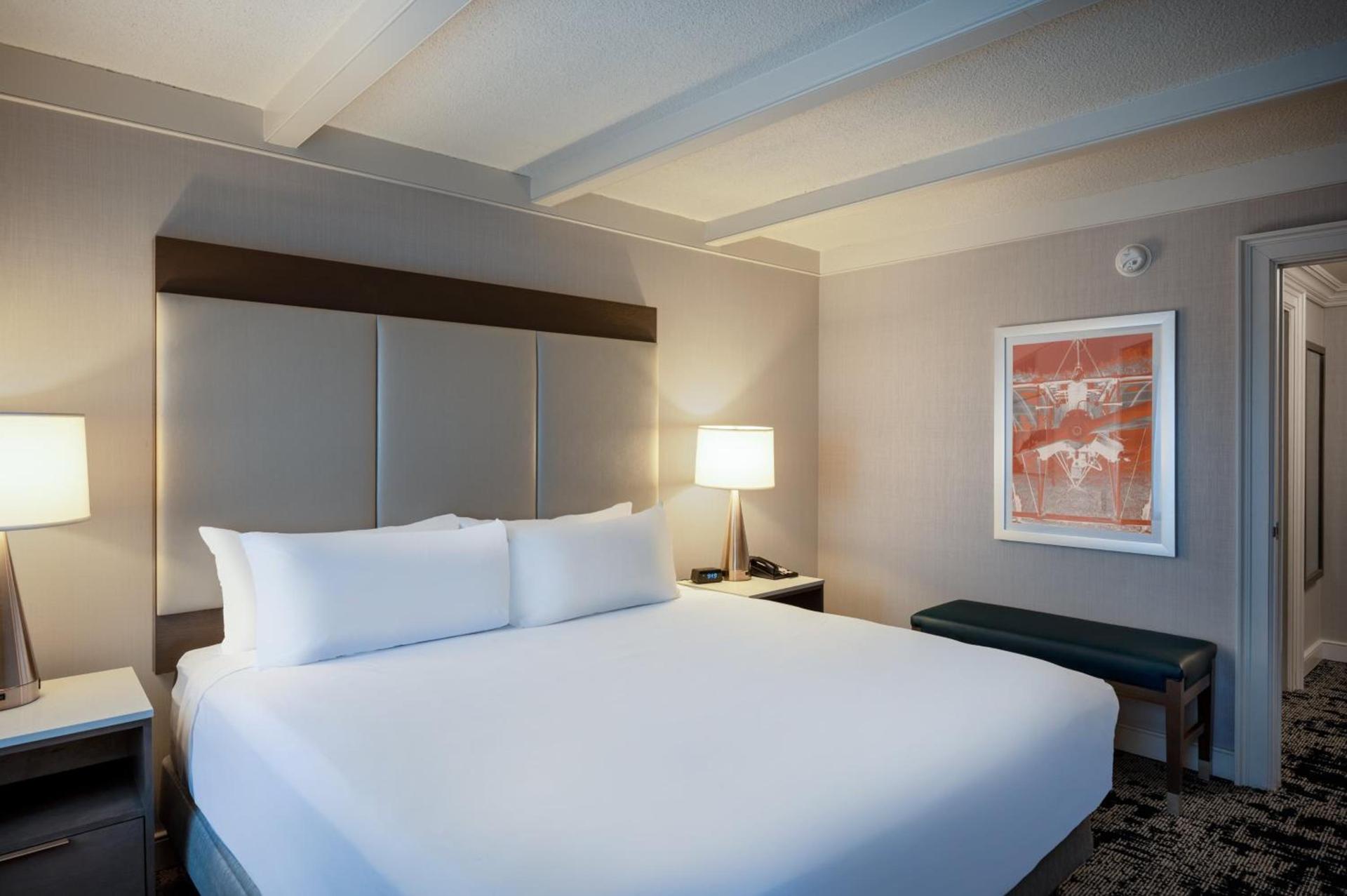 Crowne Plaza Albany - The Desmond Hotel photo 3