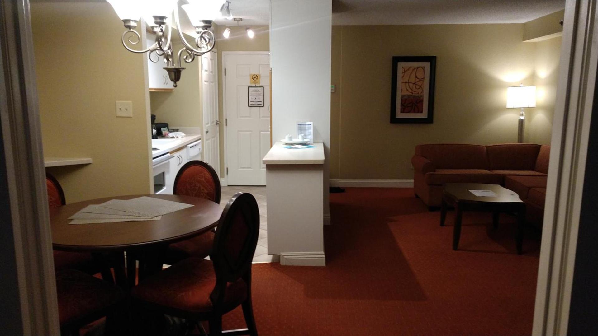 Suites at Jockey Club (No Resort Fee) photo 7
