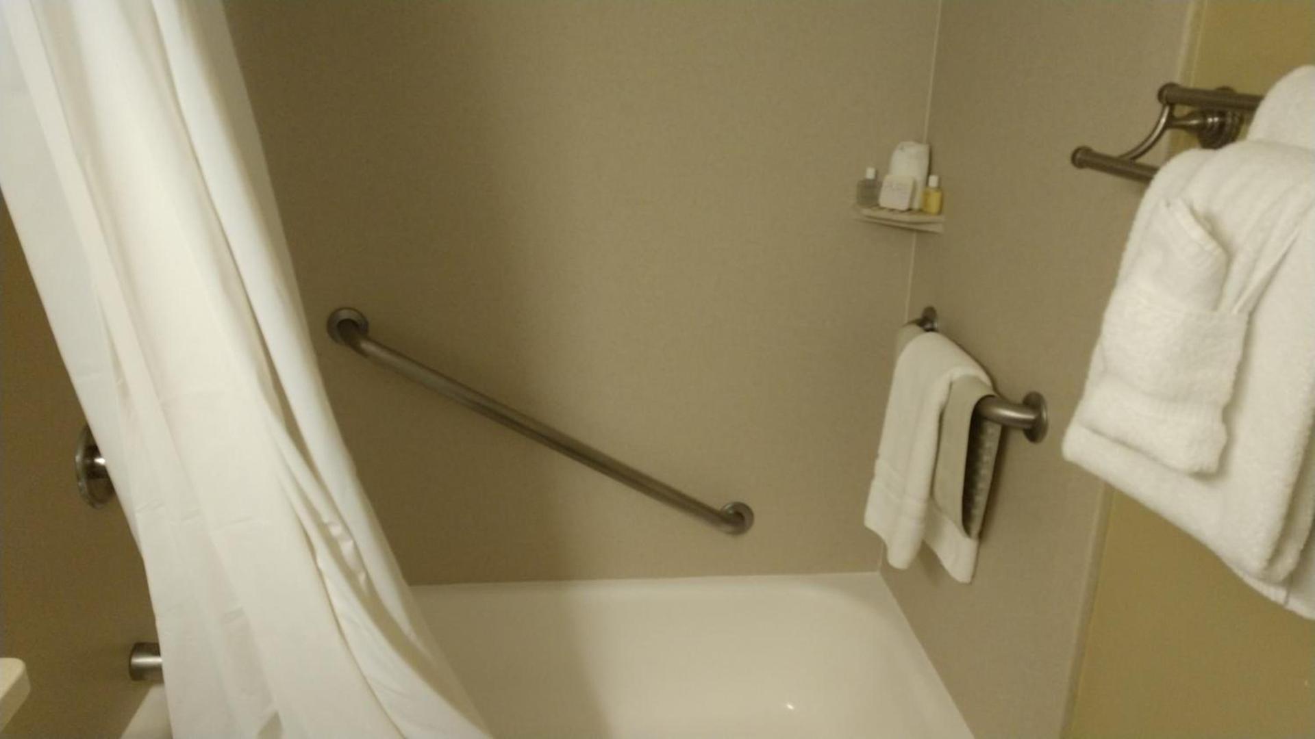Suites at Jockey Club (No Resort Fee) photo 19