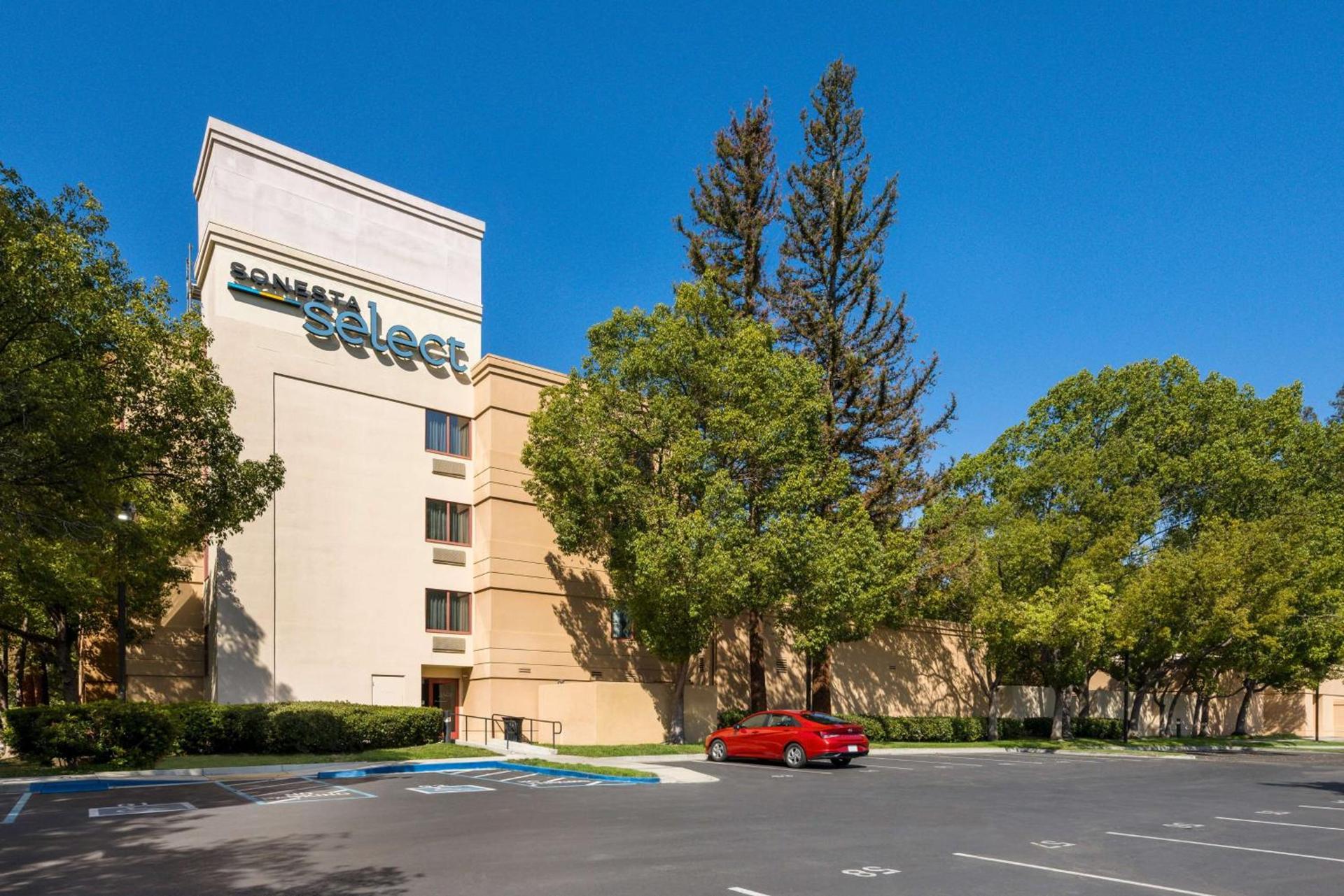 Sonesta Select San Jose Airport — hotel in San Jose