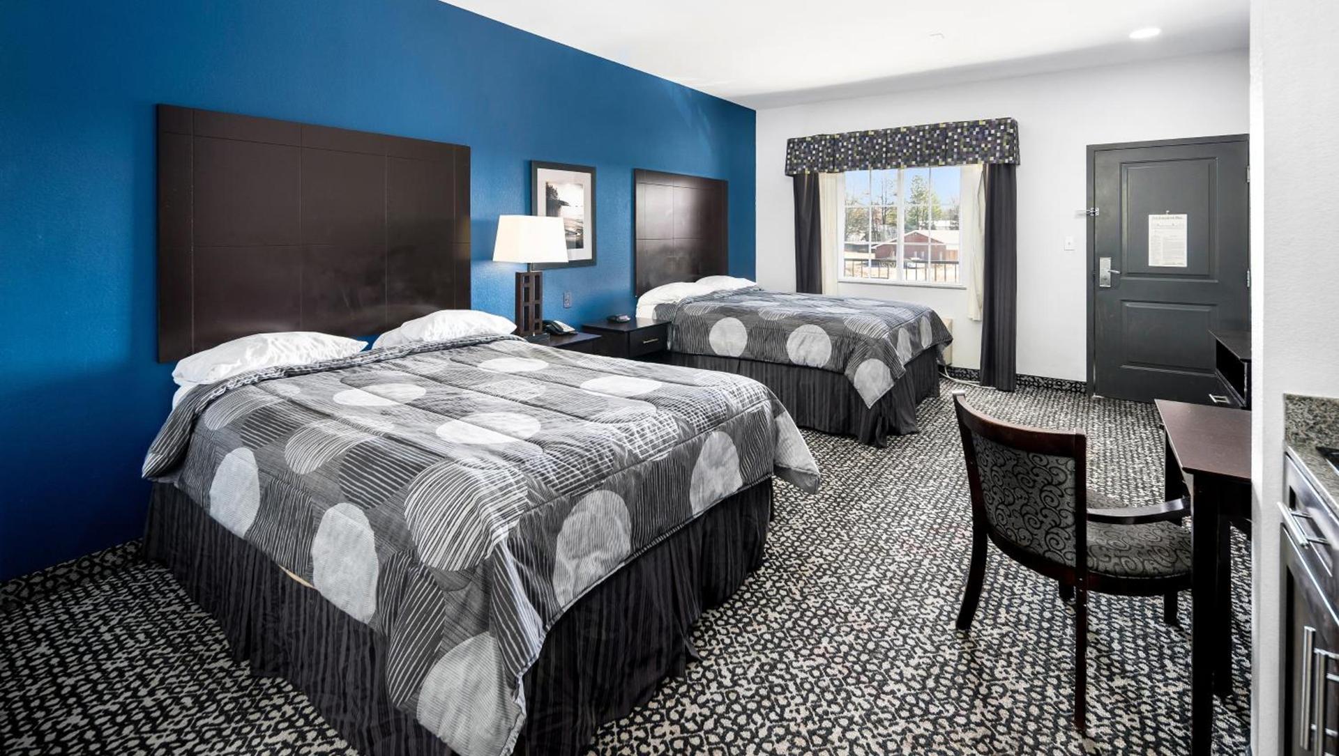 Belmont Inn and Suites Tatum photo 11
