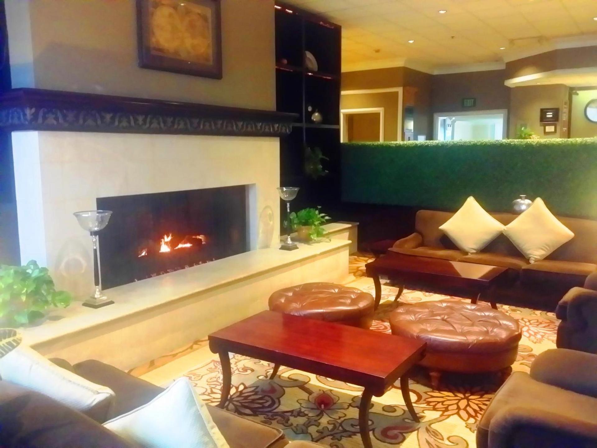 Anaheim Majestic Garden Hotel photo 54