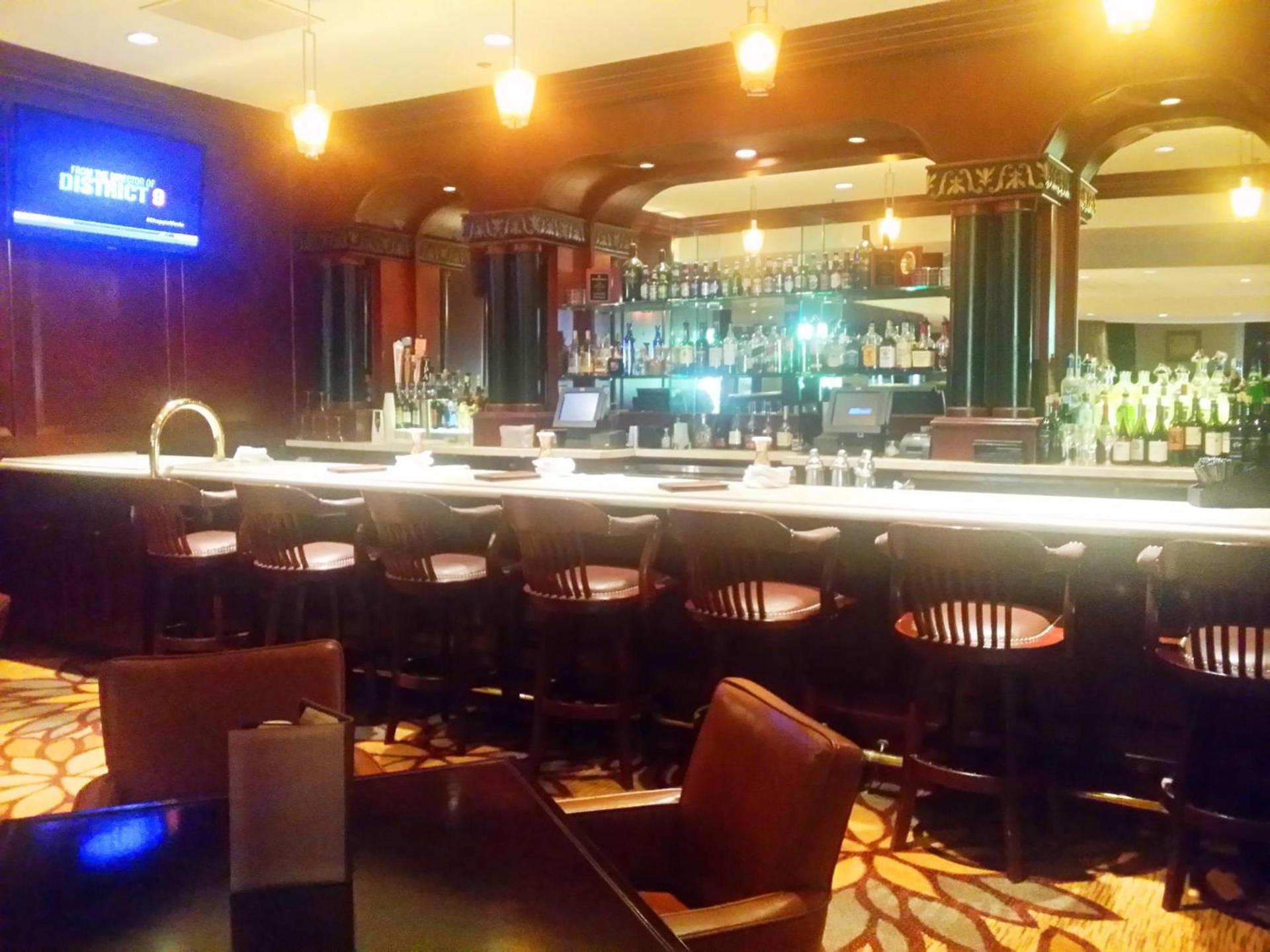 Anaheim Majestic Garden Hotel photo 53