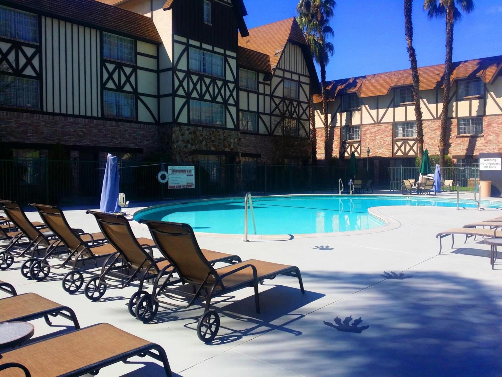 Anaheim Majestic Garden Hotel photo 27