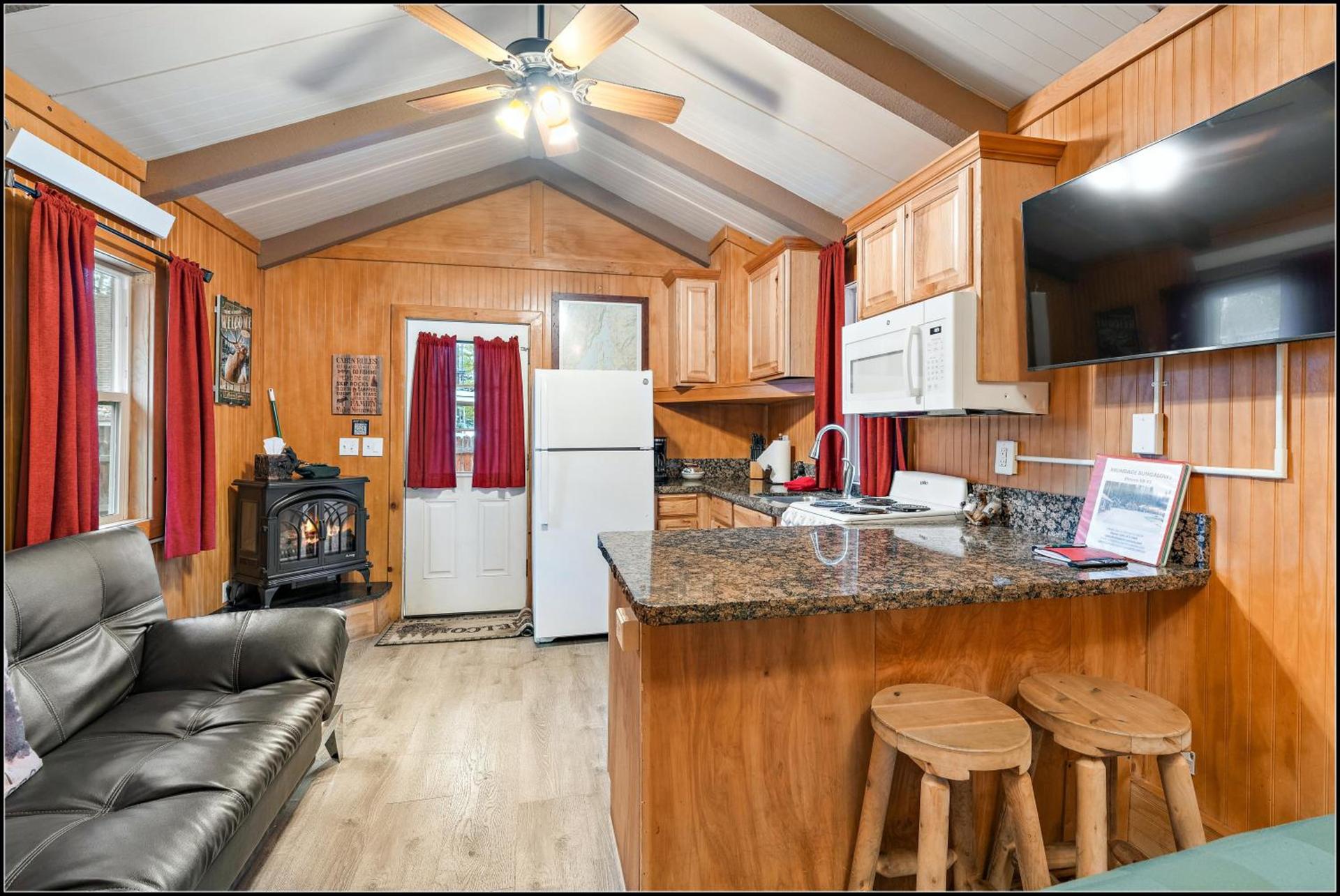 Brundage Bungalows photo 29
