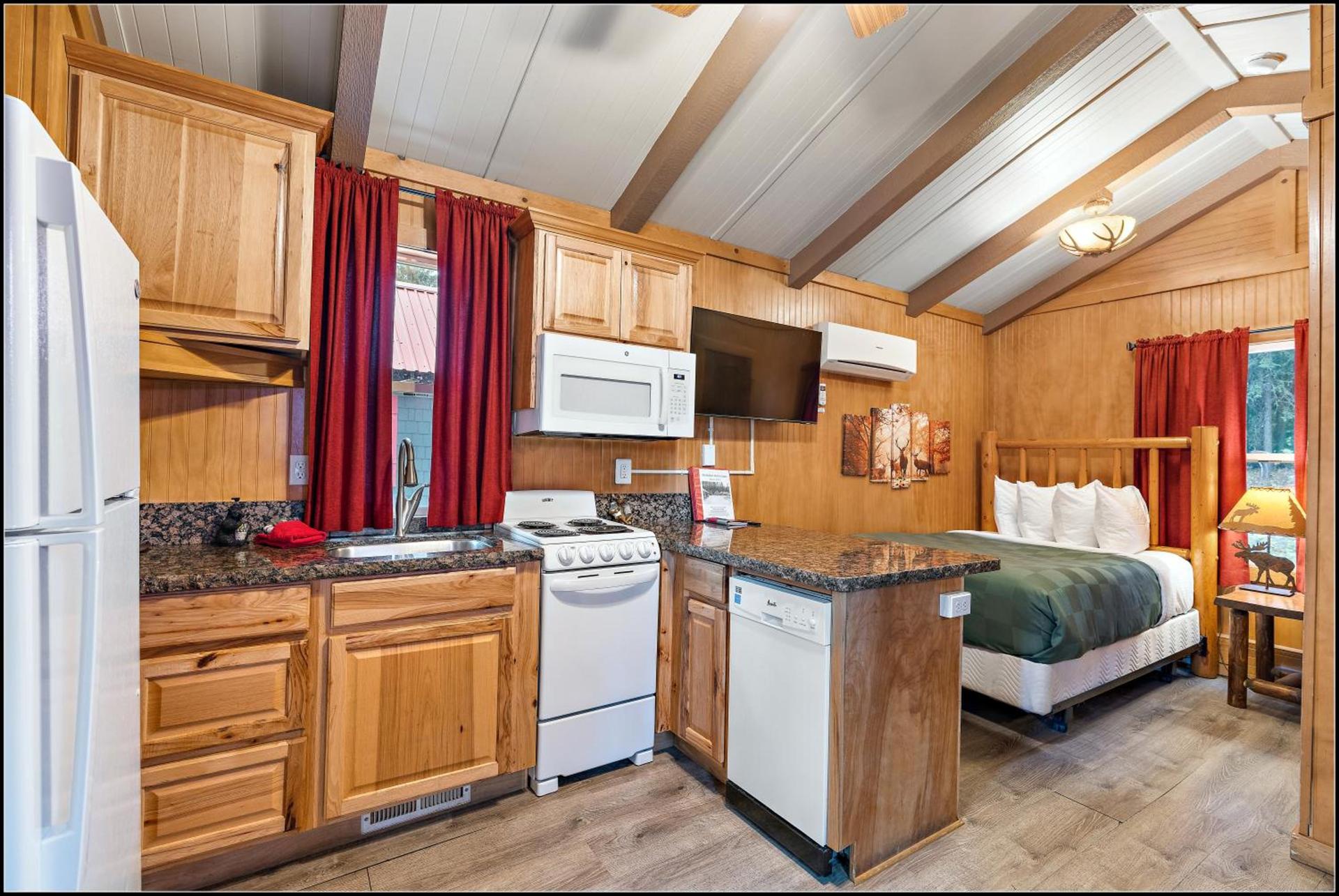 Brundage Bungalows photo 24